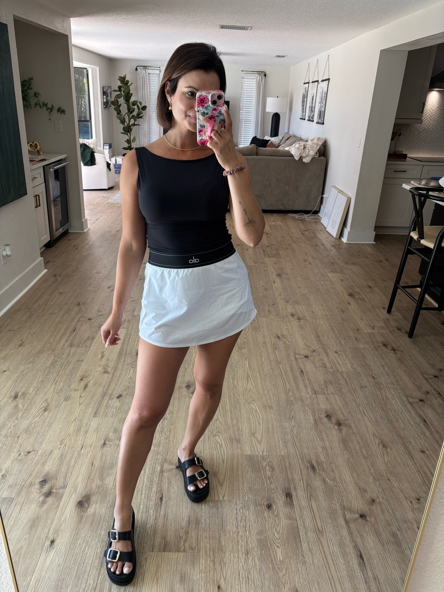 Today’s ootd — sporty and cute! Perfect for going straight from a light workout to running errands.

#LTKActive #LTKootd #LTKdayinmylife