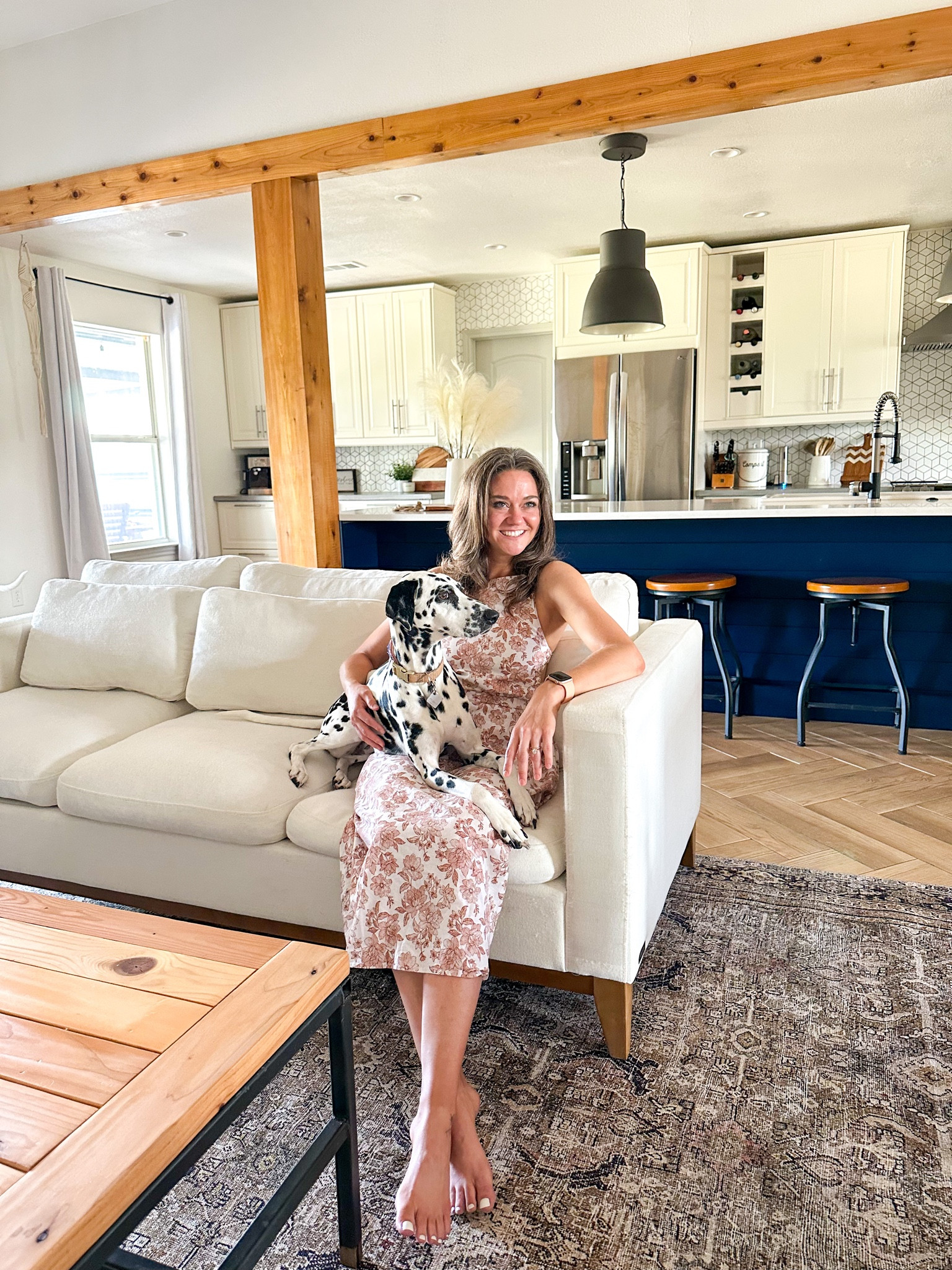Earthy tones help cozy up a space. This new Loloi rug helps tie in all the earth tones in my decor. 💙 this rug is currently 66% off!

Earth tone decor | neutral decor | neutral living room | moody rug | washable rug | large area rug | white couch 

#LTKFind #LTKhome #LTKsalealert