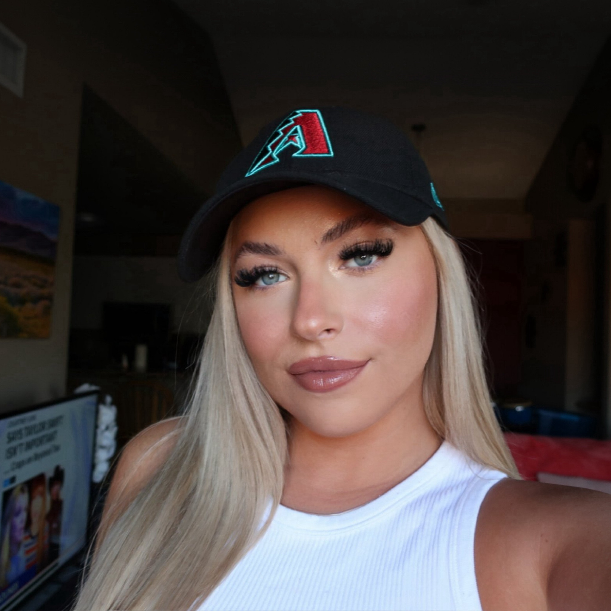 I know their season is over but I I absolutely adore this hat! 

#LTKStyleTip
