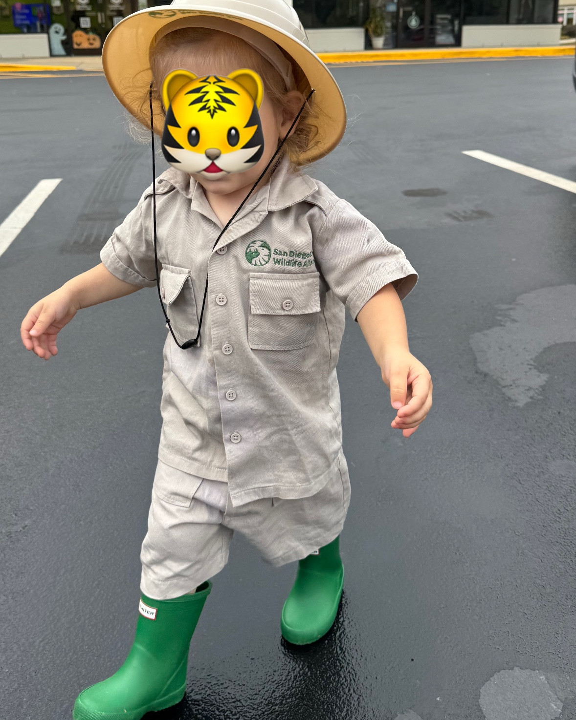 I mean, who doesn’t want to be a Zoo keeper?! 

#LTKBaby #LTKFamily #LTKKids