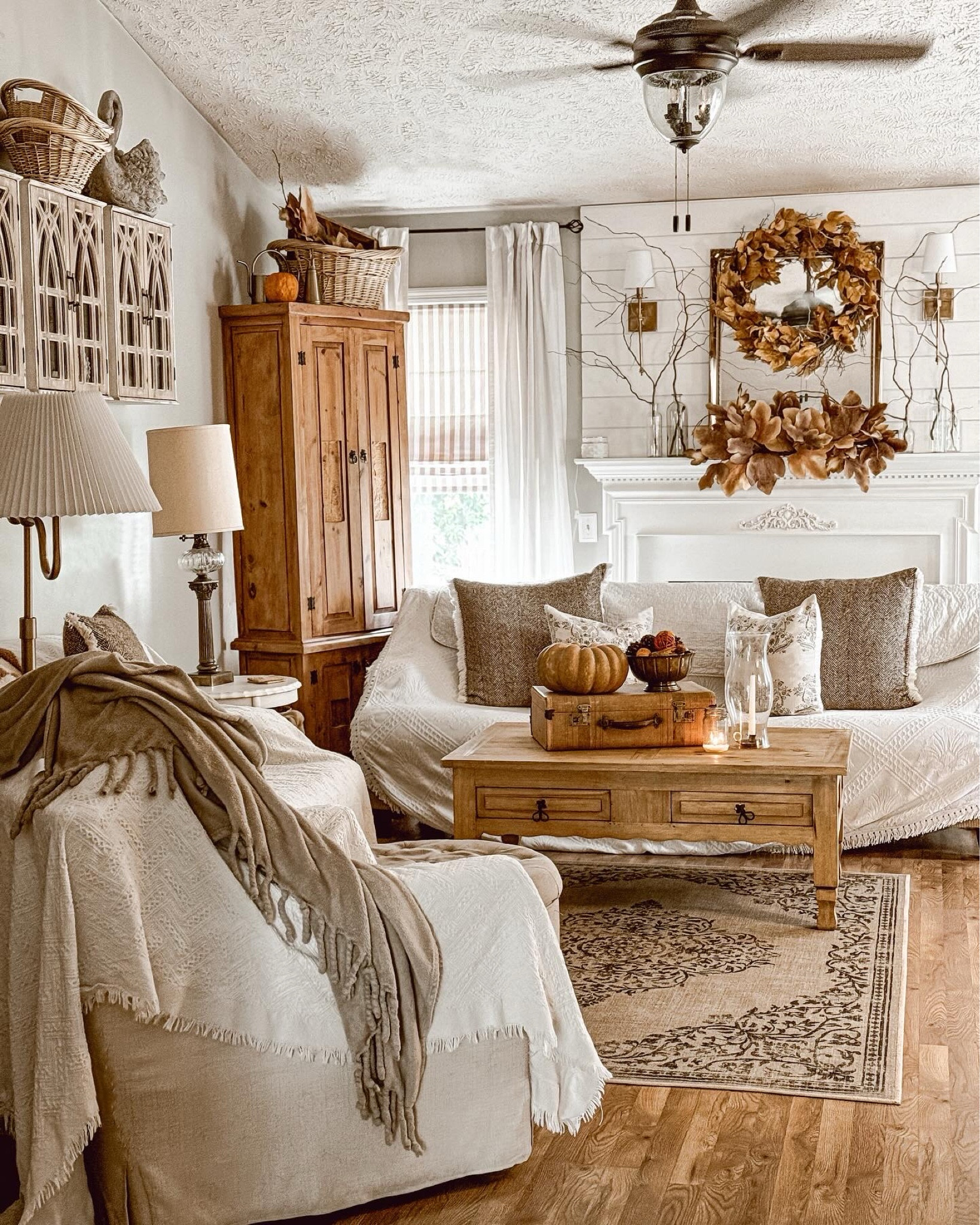 Cozy fall home decor— if country cottage is your vibe… I’ve got you friend. Plus I’m showcasing my new Ruggable rug. 🍁🍂🫶🏼

#LTKHoliday #LTKSeasonal #LTKhome