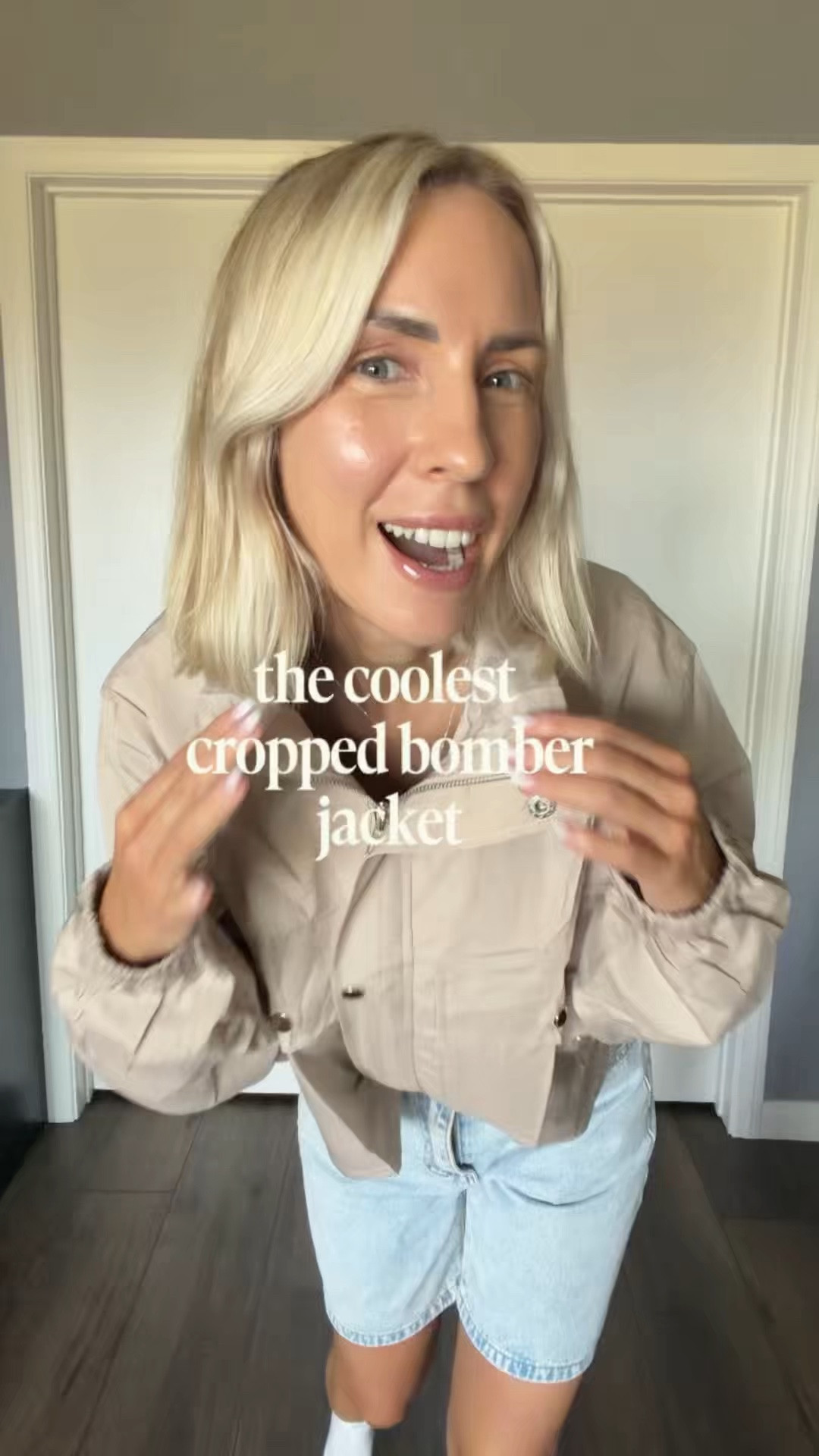 This cropped bomber jacket is the cutest fall find🤎🍂

#LTKstyletip #LTKfindsunder50 #LTKfall #BomberJacket #FallOOTD

#LTKootd #LTKdayinmylife #LTKvlog