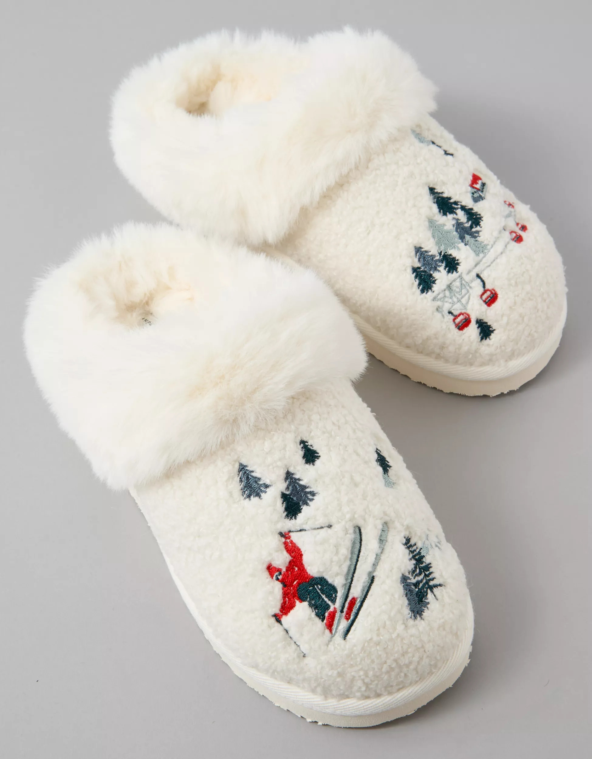 AE Après Ski Scuff Slipper | American Eagle Outfitters (US & CA)