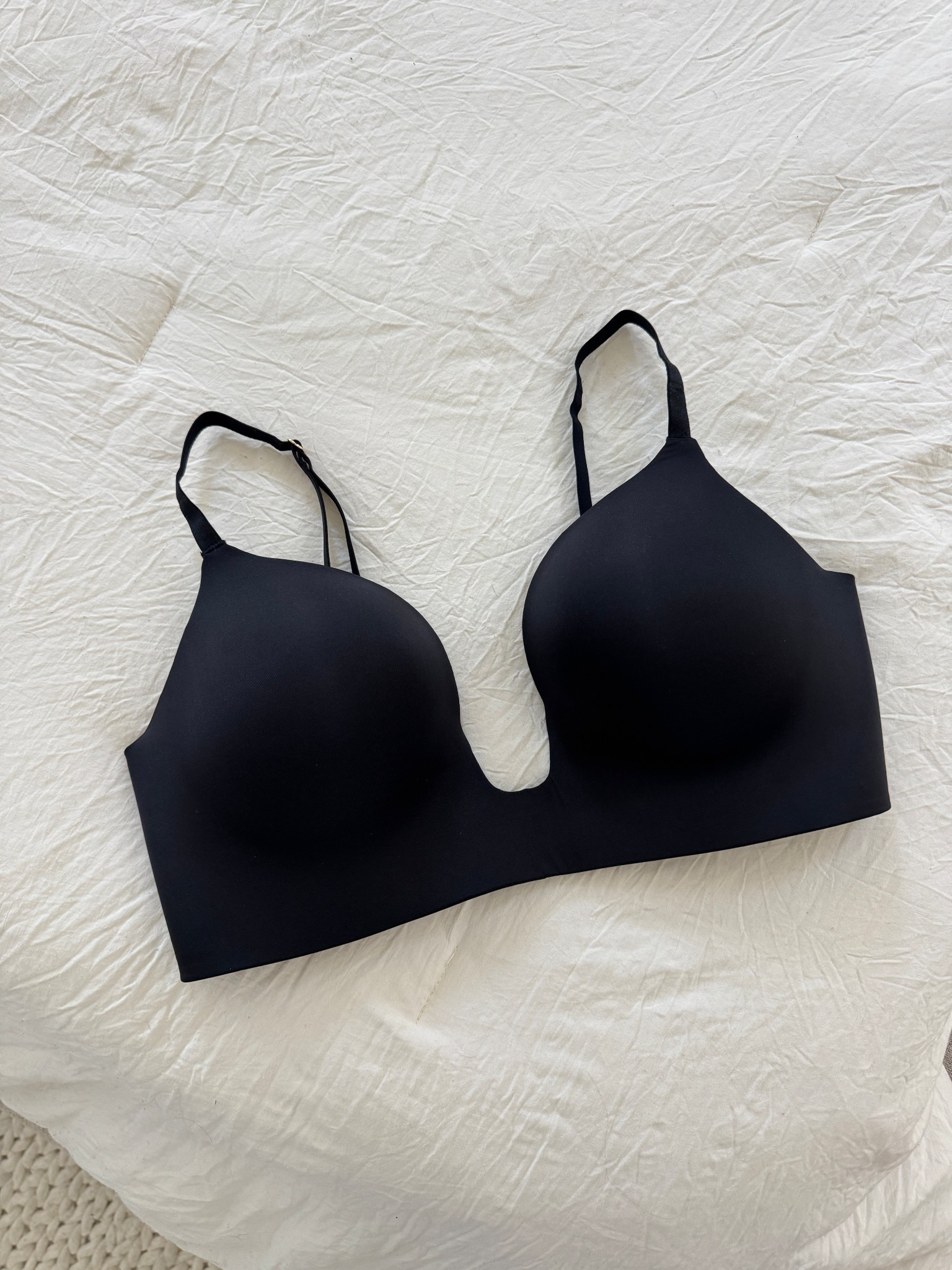 NEED A BRA FOR LOW PLUNGE DRESSES OR TOPS ???

I was in shock when I found this ! I have basically the same exact bra from VS also linked but Walmart came out with one that’s way more affordable and great quality! Only difference is VS one has a thicker band in the back which I do love. However for the price you can’t beat this one. I am a 38d 

