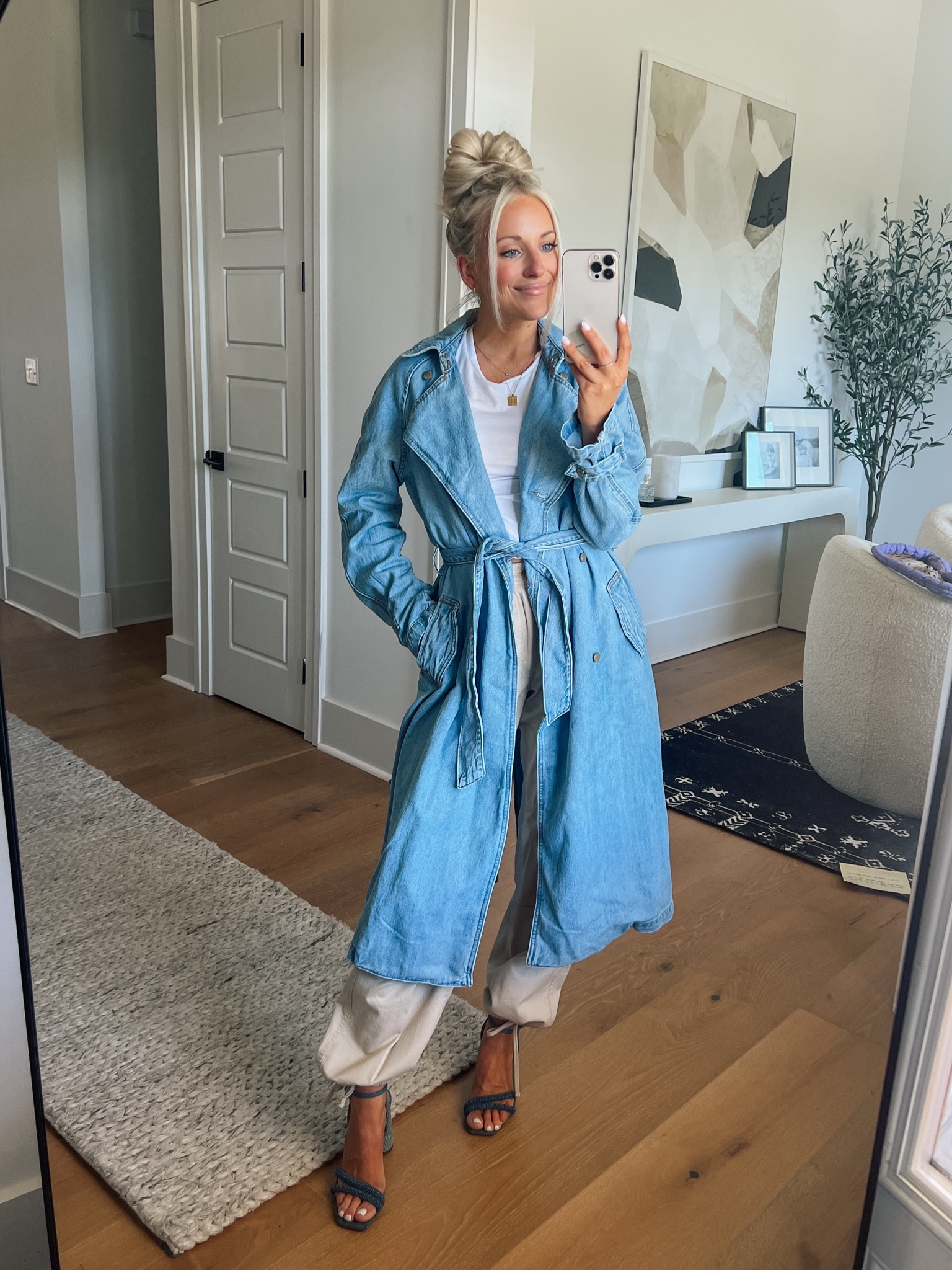 Target Spring Finds

This denim trench is a MUST!! I’m wearing an XS but could’ve easily done a small for a more casual look — so so good! 

#LTKSeasonal #LTKstyletip #LTKfindsunder50