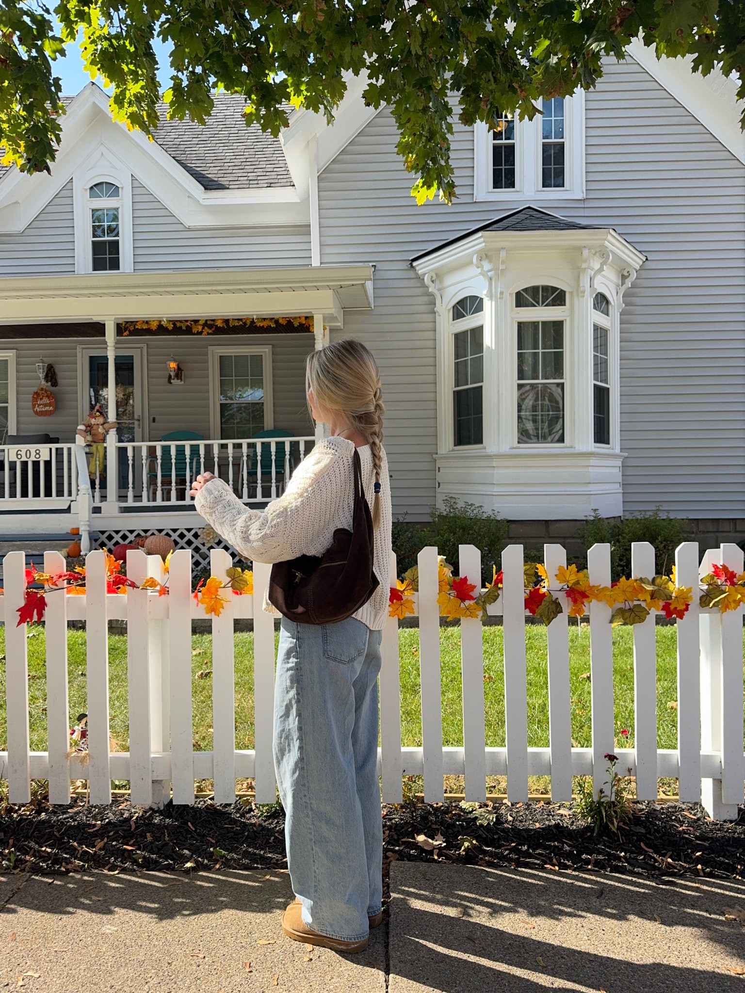 Fall ootd 🍁☕️🤍

#LTKSeasonal #LTKFindsUnder100