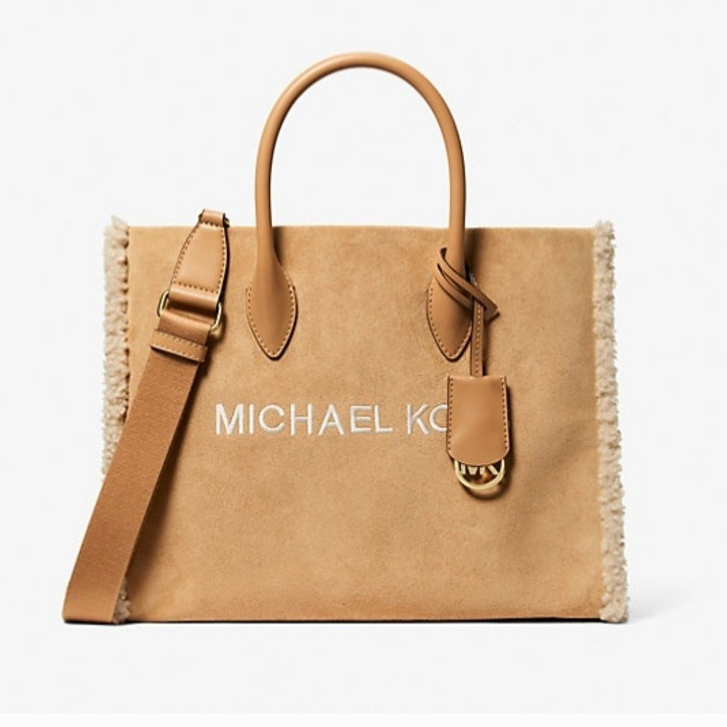 Michael kors Suede Tote Bag.
20% OFF

#LTKSeasonal #LTKU #LTKSaleAlert
