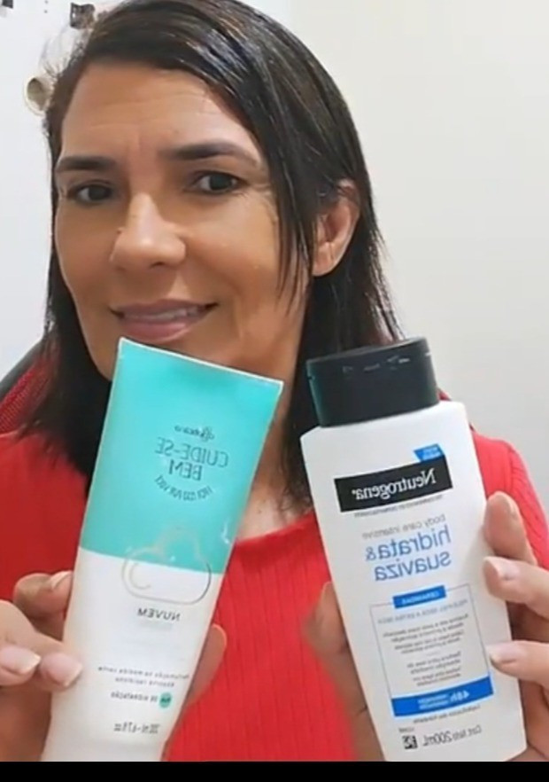 Existe sensação mais gostosa do que tomar um banho e em seguida passar seu  Hidratante favorito? Não né? Eles além de nos dar uma sensação de frescor e perfume suavedeixam nossa pele nossa pele macia e hidratada! Hoje vou indicar os 2 que estou usando no momento e amo!#LTKbrasil #TeoriaNaPratica2LTK 

