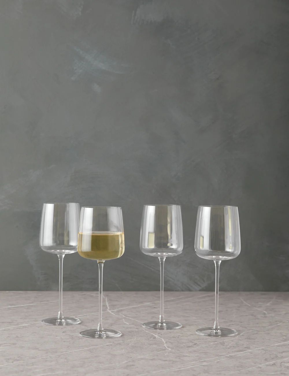Metropolitan Wine Glasses (Set of 4) | Lulu and Georgia 