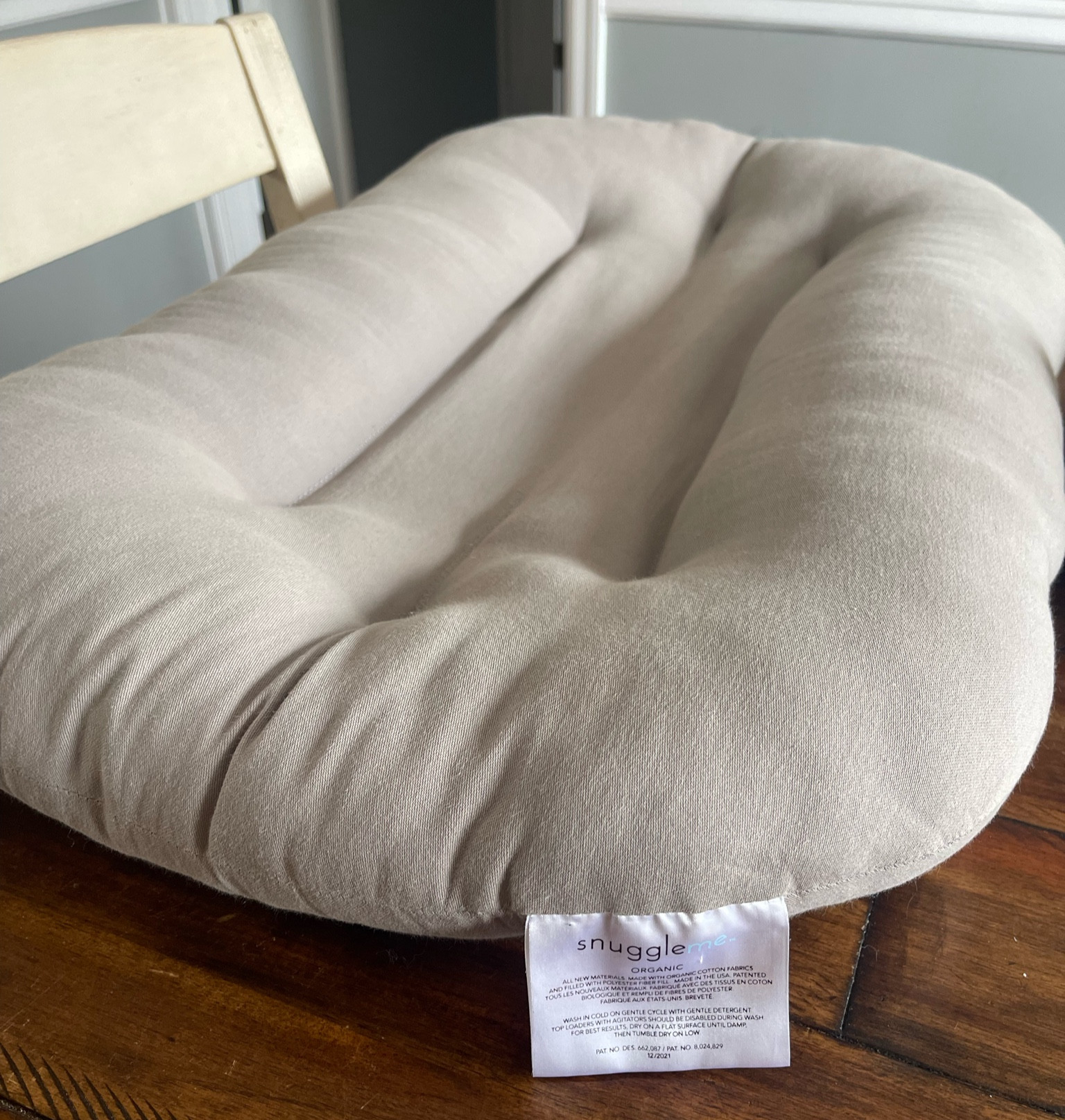 The best baby lounger for all the naps those first couple months 🥹 it really is so snuggly! #snugglemeorganic