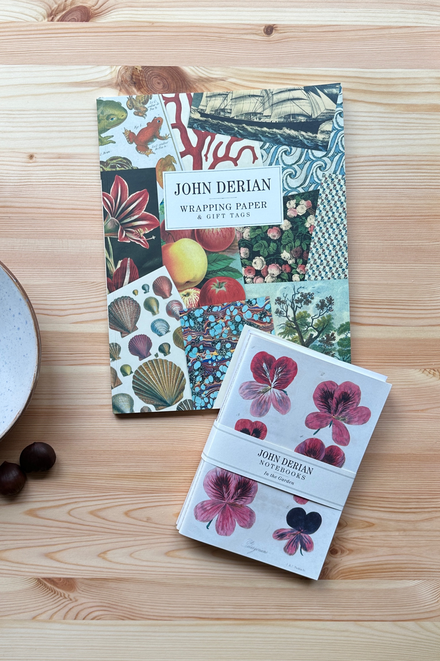 Stock up on affordable, stylish gifts and decorations from John Derian on Amazon.


Designer wrapping paper, gift idea, gift under $50

#LTKHoliday #LTKSeasonal #LTKHome