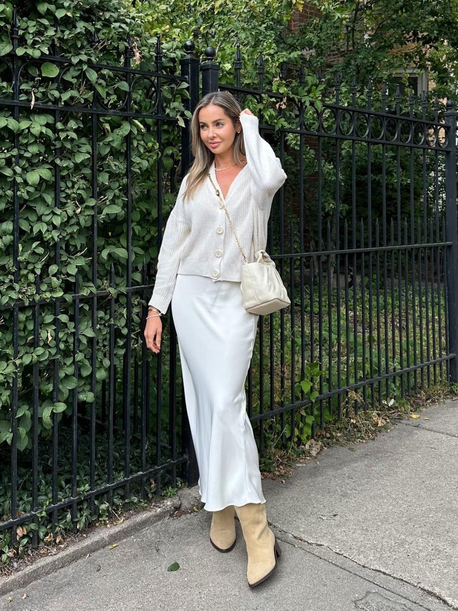 Autumn ivory is so cozy and chic to me 🤍

#LTKU #LTKSeasonal