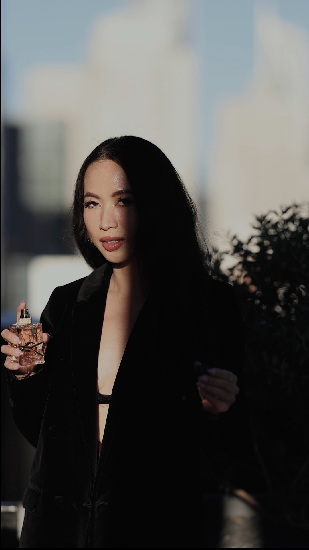 My favorite designer perfume for that classy vibes #ad 


#LTKbeauty #LTKVideo #LTKstyletip