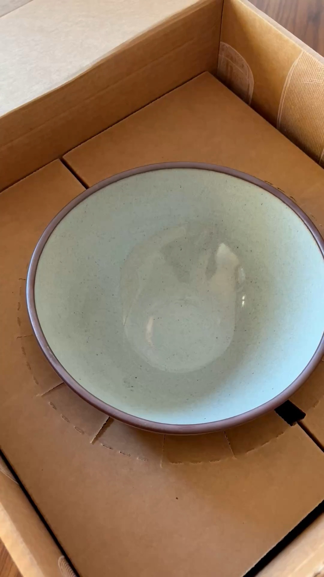 East Fork’s new limited glaze “Quartz” is stunning! Any of the pieces would be a great holiday gift, but I’m partial to the Popcorn Bowl. I have it in another glaze that I frequently use as a serving dish.

#LTKFindsUnder100 #LTKGiftGuide #LTKfoodie