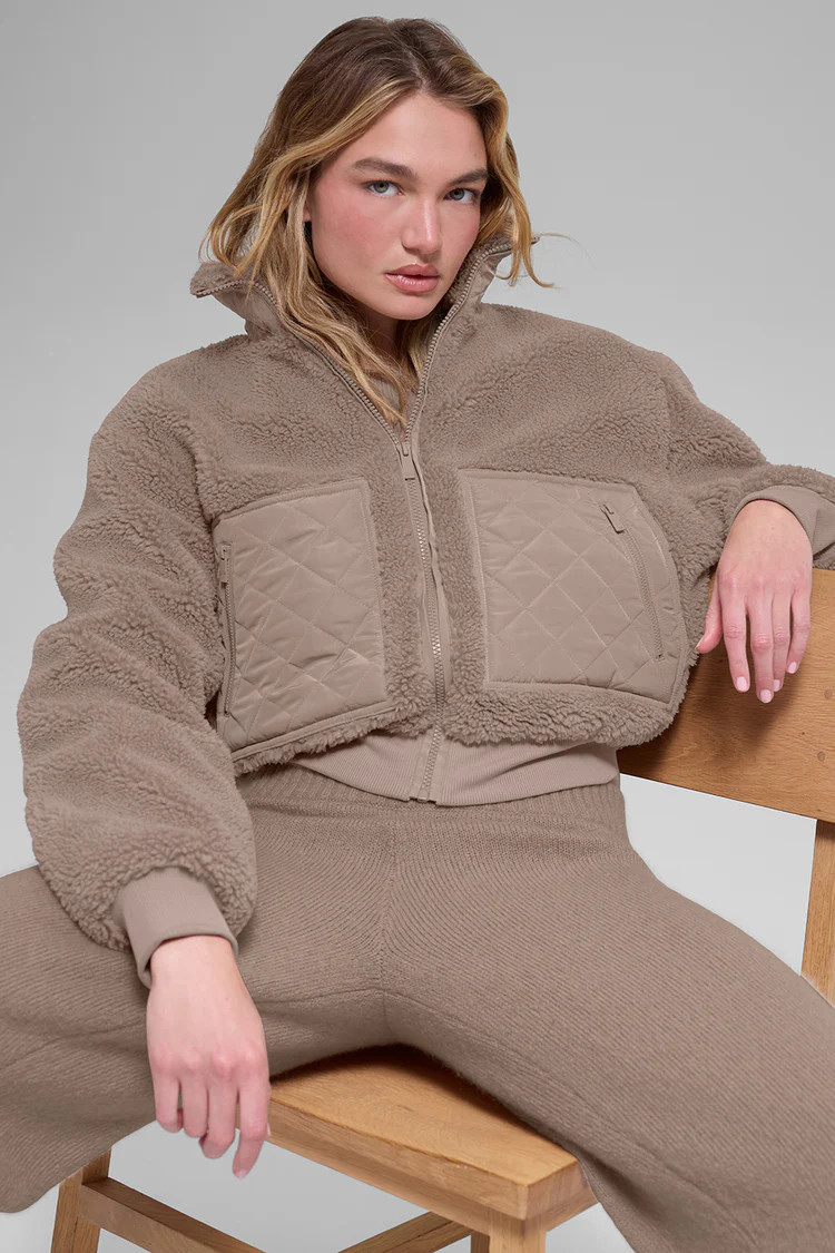 Sherpa Edge Bomber | Alo Yoga