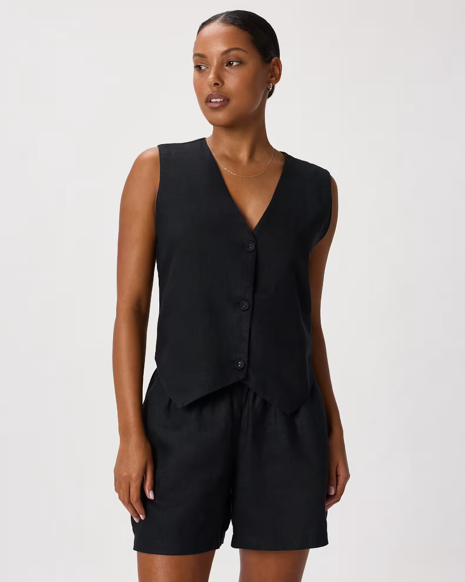 100% European Linen Vest | Quince