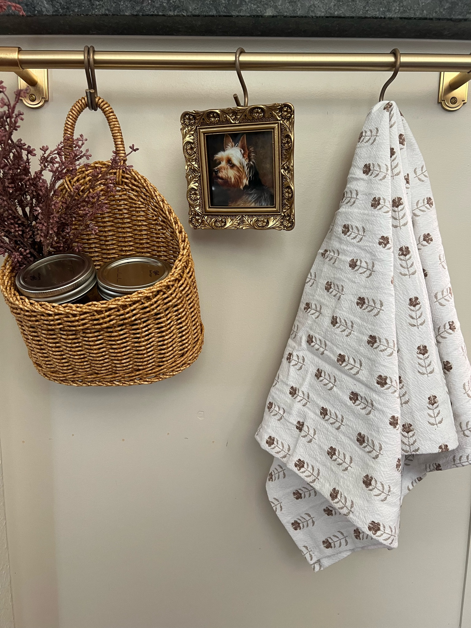 Walmart kitchen towels by Drew Barrymore are so cute. Need them in every color!! 

#LTKFindsUnder100 #LTKHome #LTKFindsUnder50