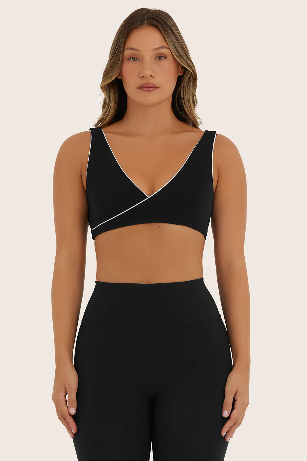 AIRLUXE™ BREATHE CONTRAST WRAP BRA - ORCA | SET Active