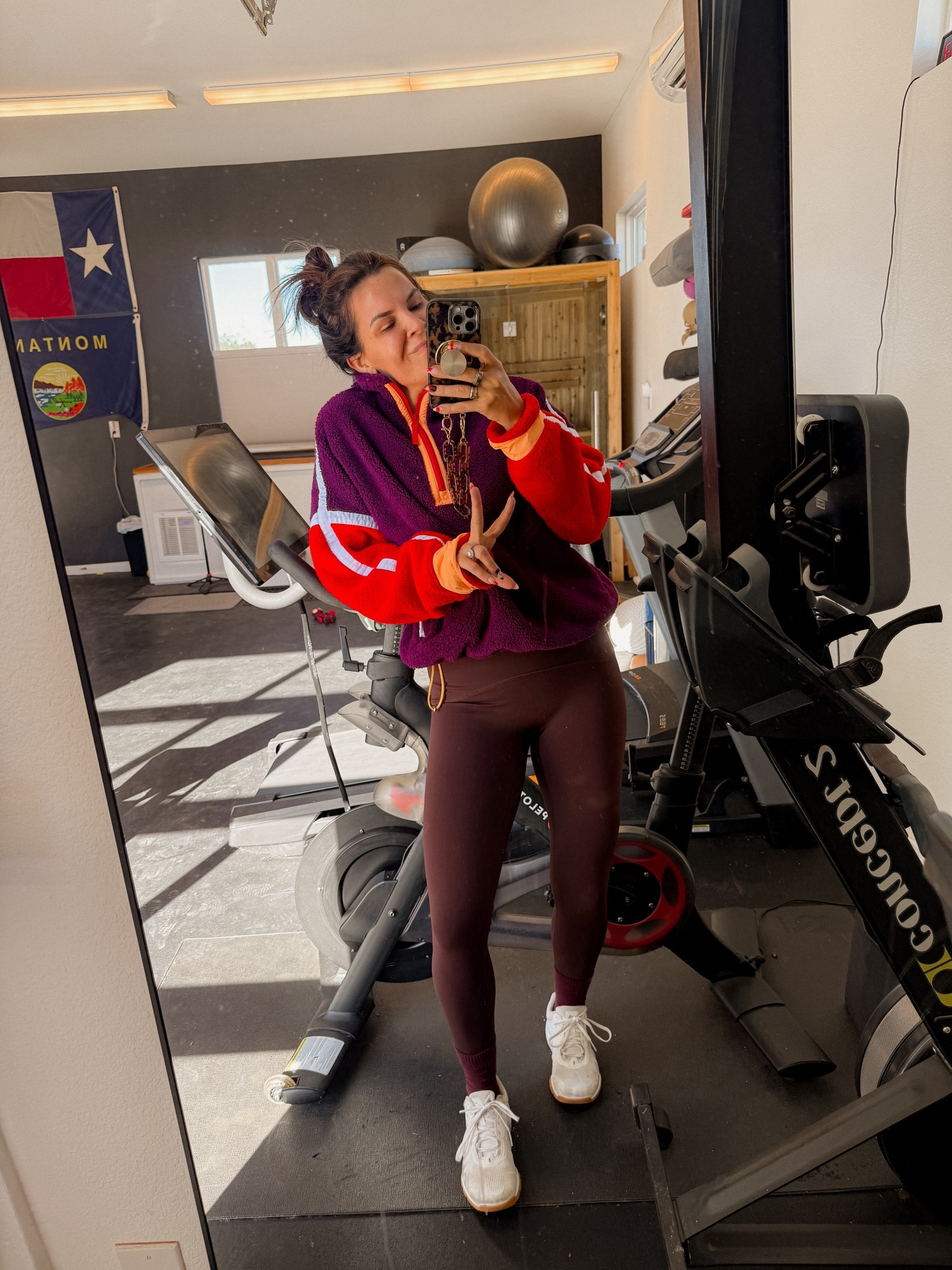 Workout look:
Sherpa: XL
Leggings: large
Top: XL


#LTKActive #LTKfitnessgoals #LTKFindsUnder50