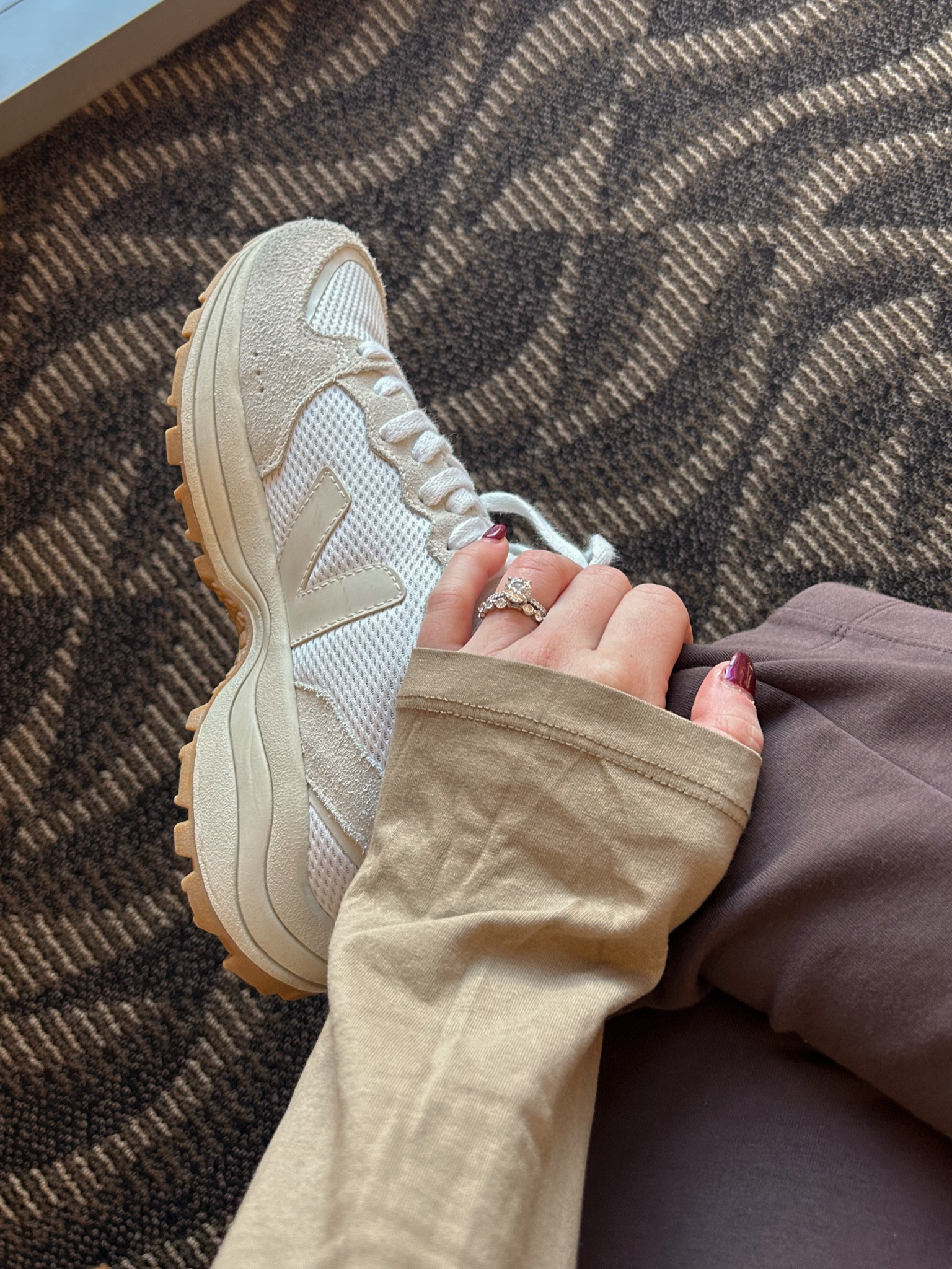 shoes I've been living in👏🏻👏🏻
 *adding similar as well*
#veja #vejashoes #venturi