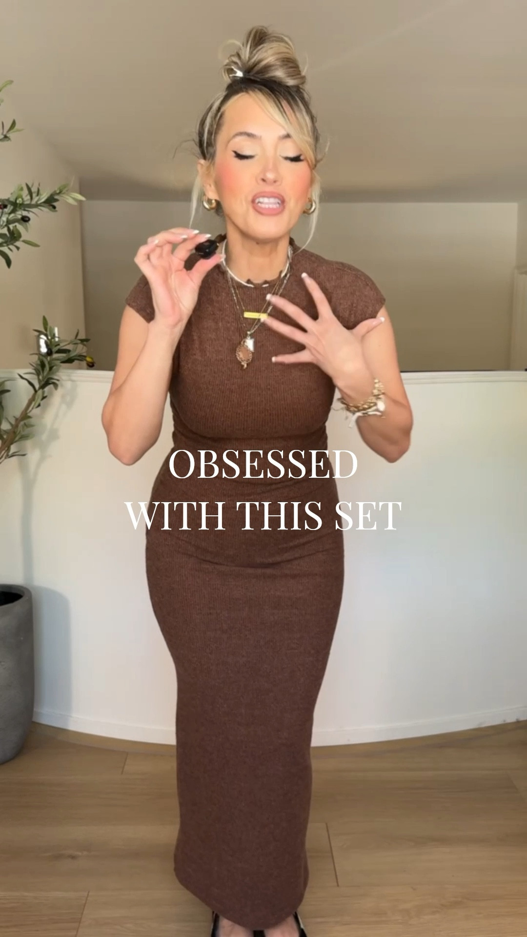 Okay girls, this matching set is IT 🤎
Comfy, flattering, and an easy outfit win.

#LTKgrwm #LTKPetite #LTKootd