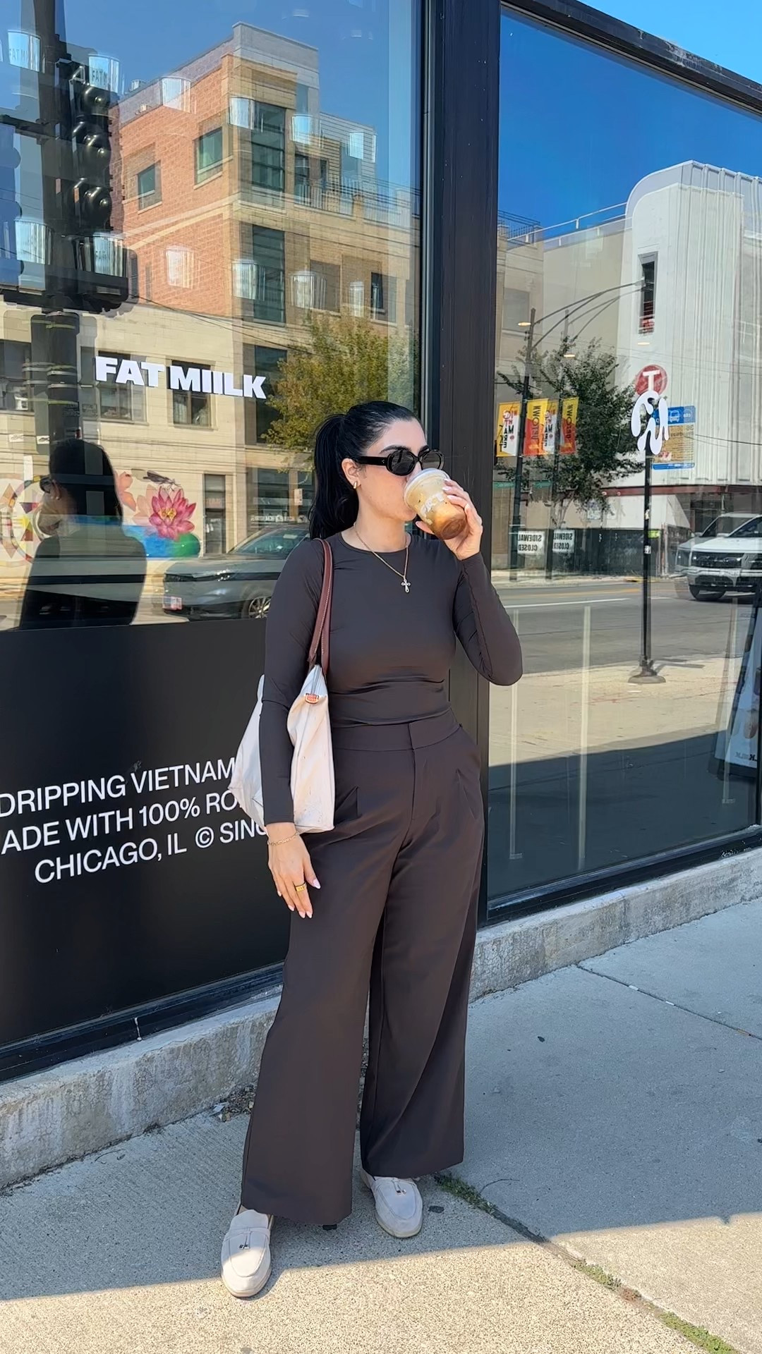 Athleta body move
Work outfit
Work pants

Athleta pants

Seamless top 