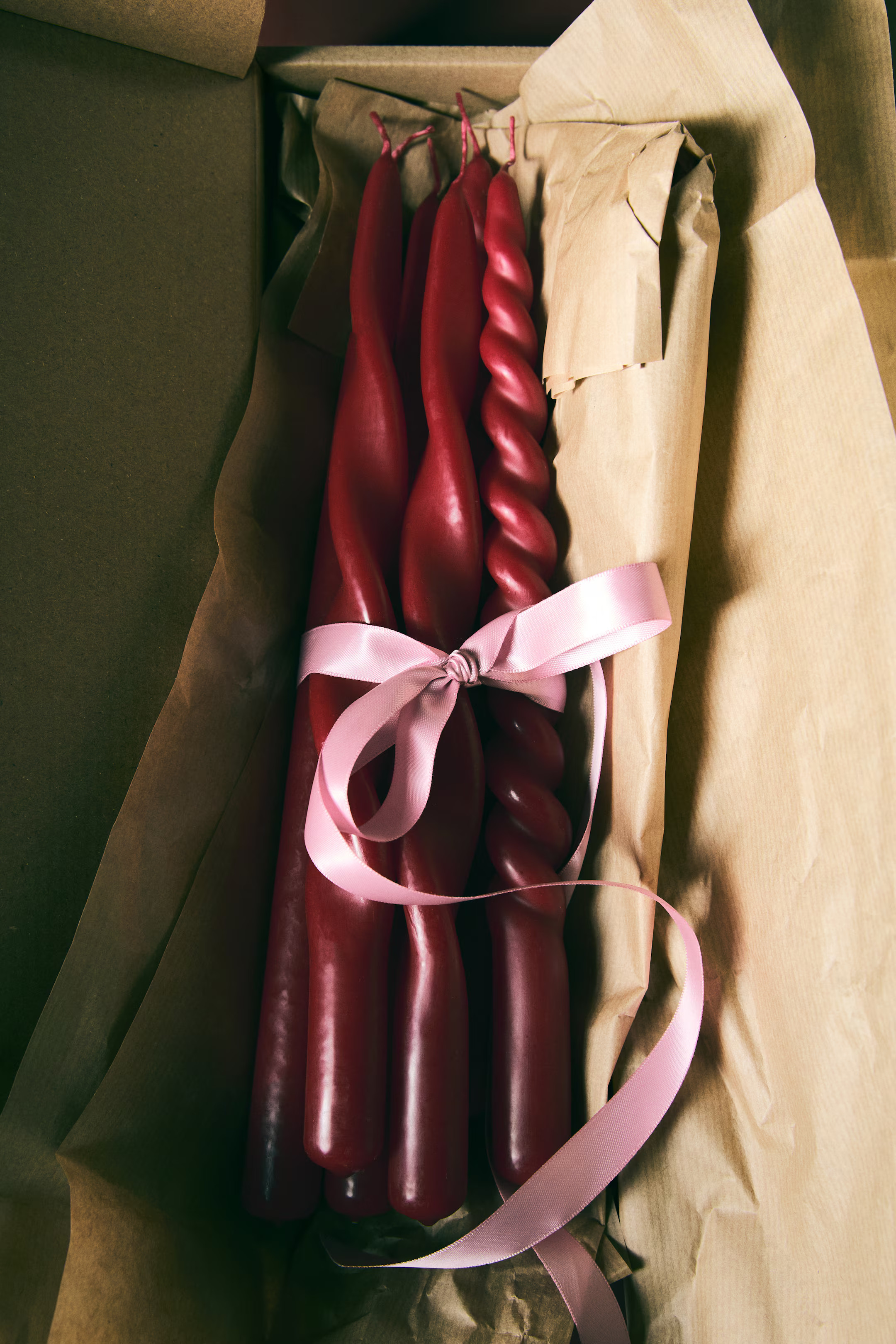 Red 6-pack Taper Candles at H&M Home | H&M CA | H&M (US + CA)