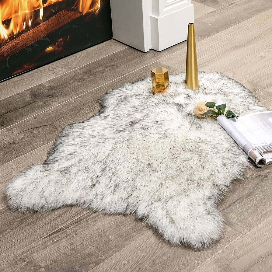 MIULEE Fluffy Rug Soft Shaggy Faux Fur Area Rug Luxury Plush Sheepskin Carpet for Bedroom Living ... | Amazon (US)