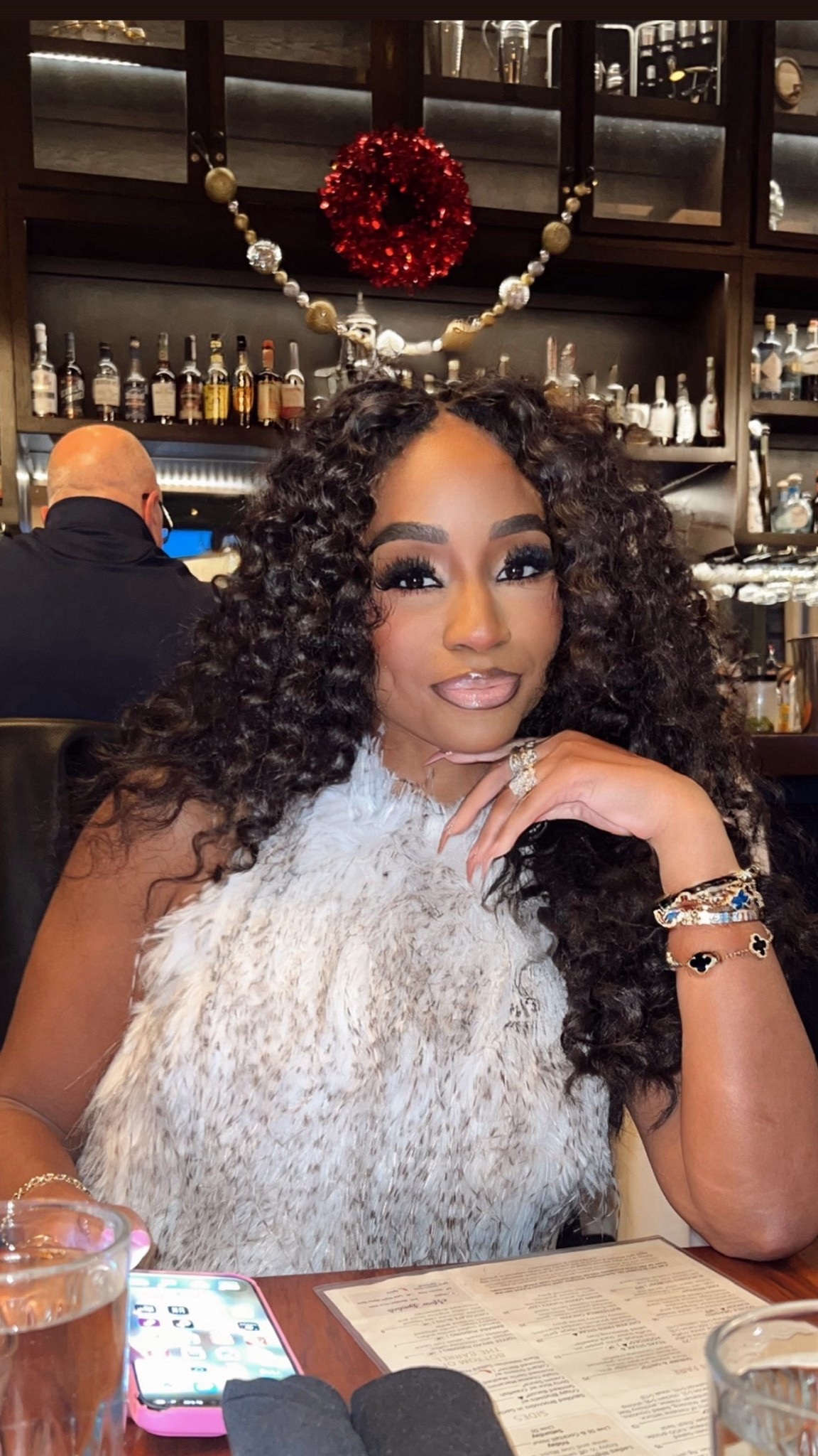 Closure + 4 bundles for fullness is what I’m currently wearing. Use code JALISA25 to save! 

#LTKdayinmylife #LTKgrwm #LTKBeauty