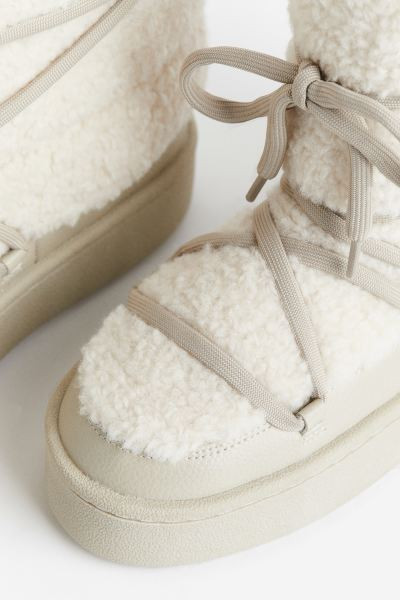 Warm-lined Teddy Fleece Boots - White/light taupe - Ladies | H&M US | H&M (US + CA)