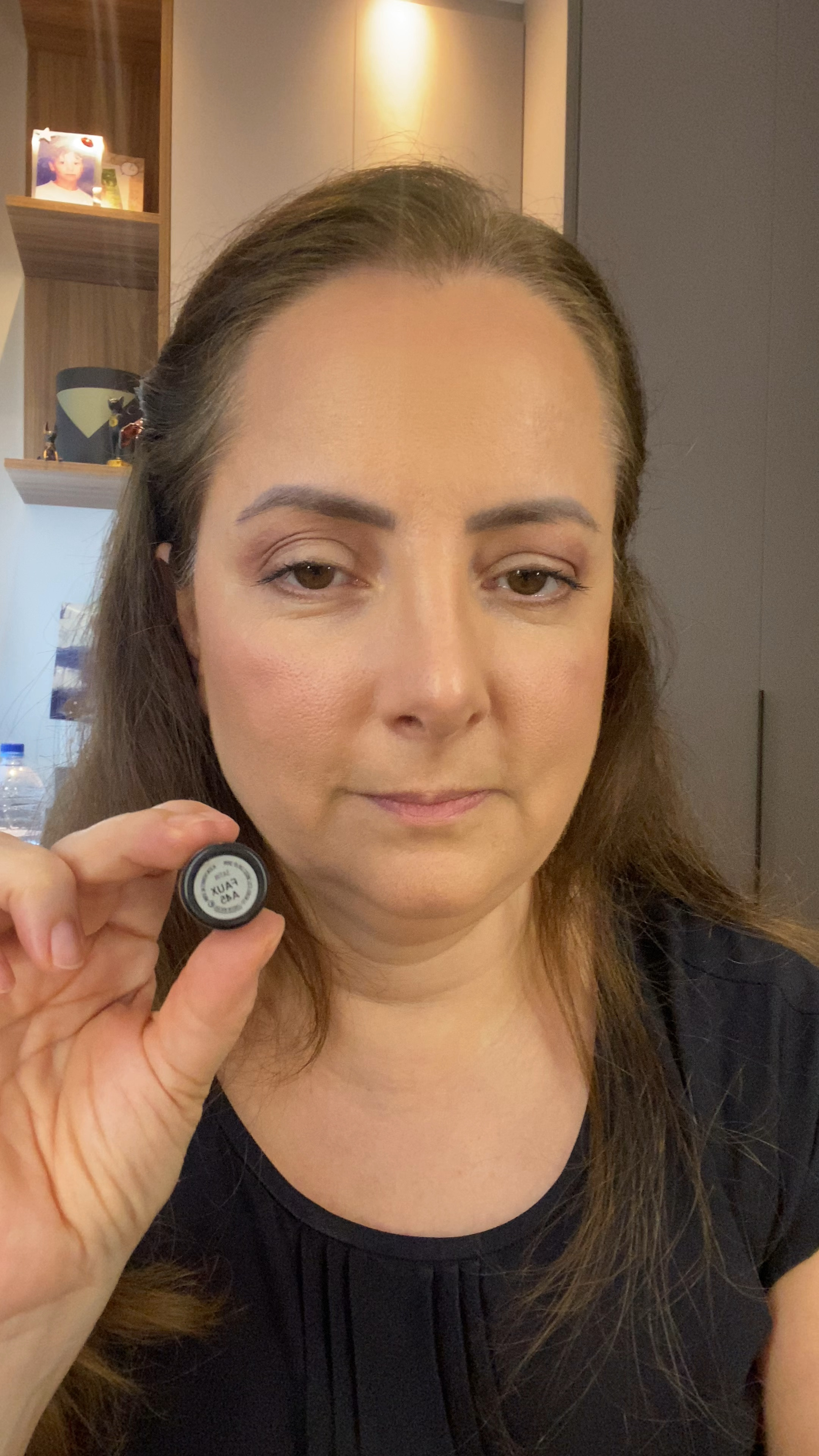 Um dos meus batons preferidos, o Faux da Mac. Aquele nude com fundo rosado lindo de viver!

#LTKVideo #LTKover40 #LTKbrasil