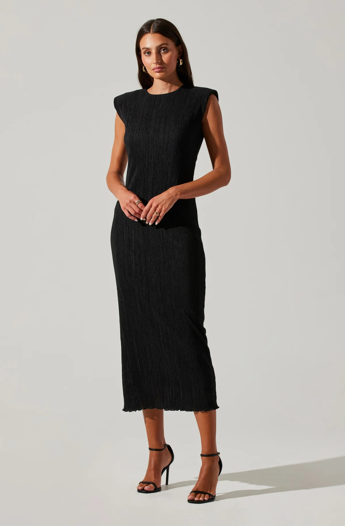 Plisse Straight Neck Midi Dress | ASTR The Label (US)