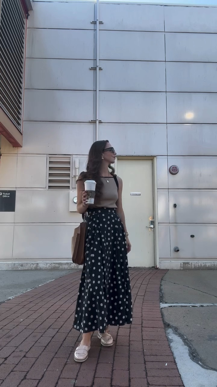 Wine Enthusiast | Sip of Italy ✨

A celebration of Italian culture with 90 Italian wineries represented and over 300 pours scoring 90+ points 

Special thanks to @sherrillflaum for the invitation and to her entire team @wineenthusiast for their kindness and hospitality, always! 

My favorite part of the industry is the family stories woven into the wines - the generational commitment to tending to their family’s land and the pride growers and makers share when it comes to their legacies 

Cheers to sparking conscious conversations - and to honoring culture, history + agriculture through beautiful wine! Salute! 

@wineenthusiast
@citywinerynyc
 
#fall #wine #wineries #fallouttit #italianwine #italy #wesip #stylist #photographer #blogger #nyc #citywinerynyc

#LTKBeauty #LTKNYFW #LTKSeasonal