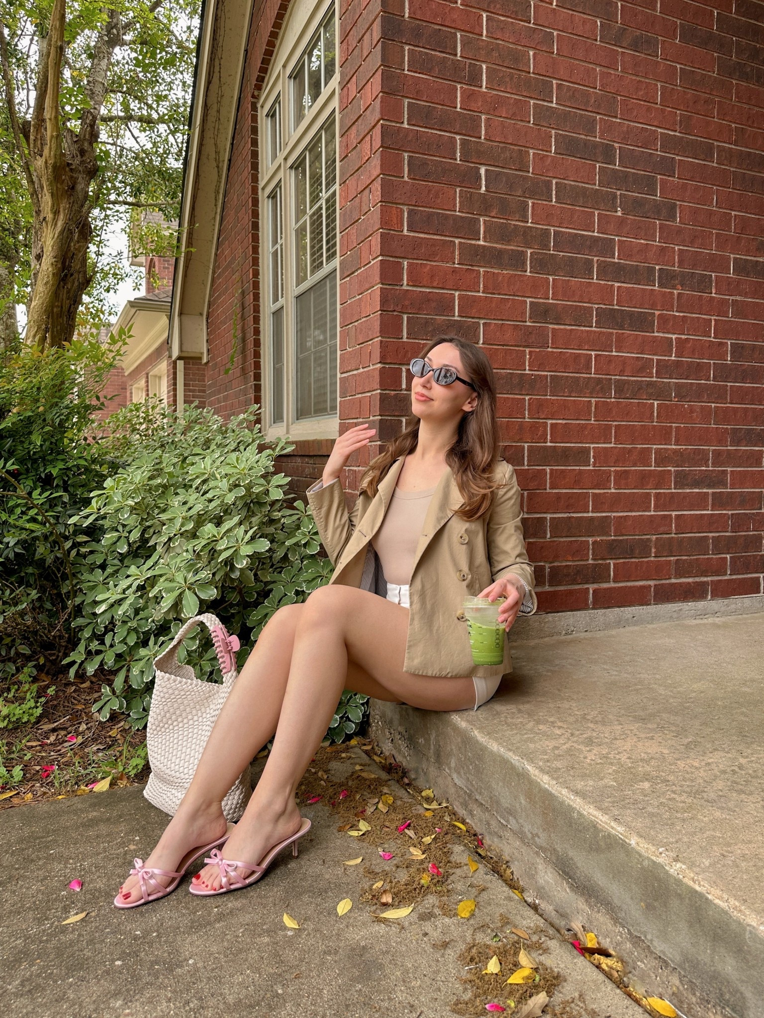 casual classic spring outfit 🌸

• cropped trench coat jacket: jcrew (wearing size 2)

• neutral beige ribbed scoop neck tee: old navy (wearing xs)

• white crepe shorts: aritzia (runs small - sized up to a  size 6)

• pink satin bow heels: justfab

• woven tote bag: amazon

• sunnies: amazon 



#LTKShoeCrush #LTKFindsUnder50 #LTKStyleTip