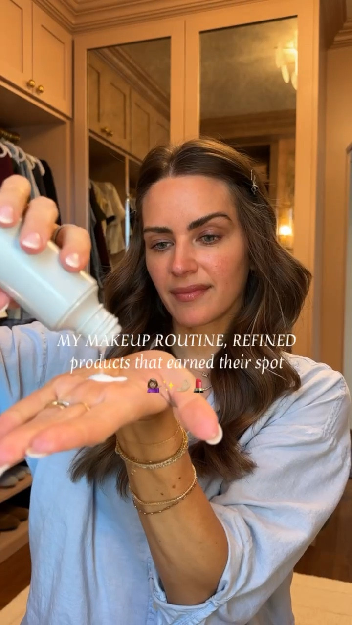 GRWM ✨ my makeup routine 
All products are included in the sephora sale! 

Tinted Moisturizer - 3.5
Blush Duo - She's Seductive 
Bronzer Duo - She's Bronzed
Highlighter - Exhilarate
Lip Liner - Pillow Talk
Lip Tint - Toast
Dior Palette - Universal Glow 
Concealer - 04N
Color Corrector - Light Medium Peach
Brow Pencil - Soft Brown
Mascara - Brown 
Liquid Eyeshadow - 44 & 45


#LTKBeauty #LTKSaleAlert