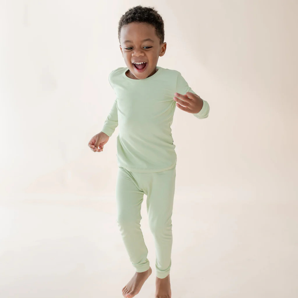 Long Sleeve Pajamas in Basil | Kyte Baby