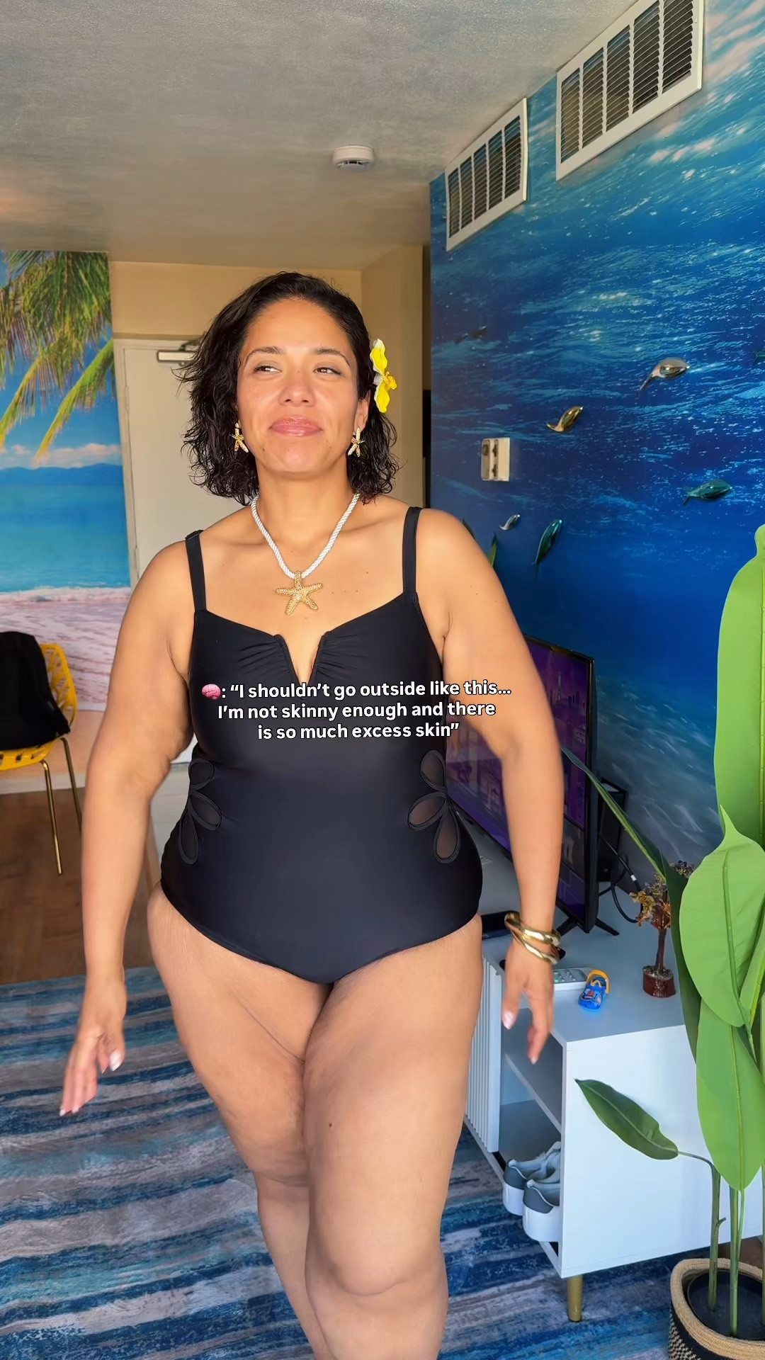 Such a cute swimsuit with the perfect level of tummy control 💙 

I’m wearing a size 00 C/d 

#swimsuit #plussize #bodypositivy 


#LTKPlusSize #LTKMidsize #LTKSwim