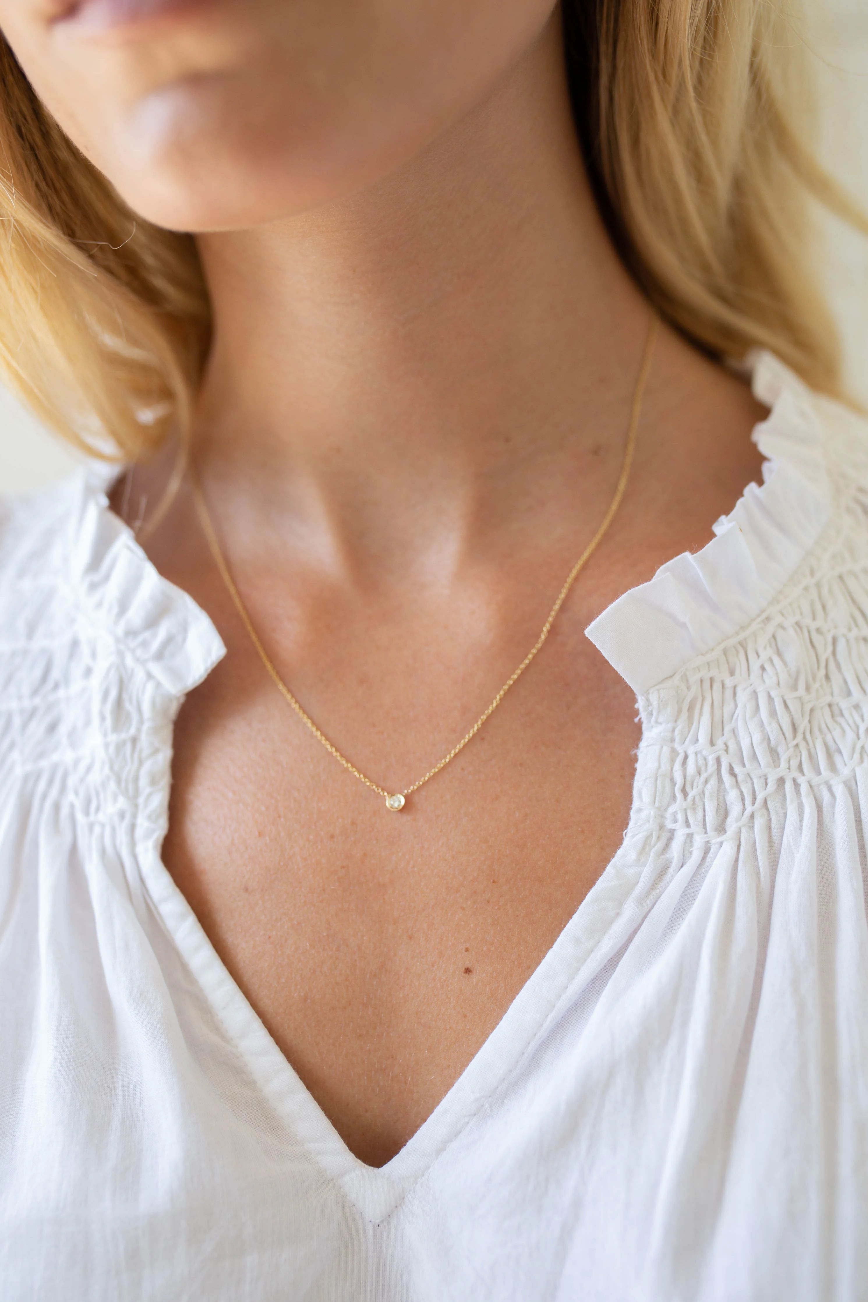 14K Gold One Diamond Station Necklace | Marea