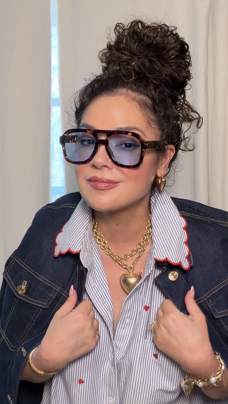 What I’ve learned about style in my 50s? 💛

Looking “cool” has nothing to do with dressing younger. It’s about wearing what feels authentic to you, knowing what works for your body, and showing up with confidence. ✨

I’m not trying to dress like my teenage daughter… and honestly, she’s not trying to dress like me either 😂

The secret is personal style. That’s what makes a woman magnetic at any age.

👉 Follow along for more Style Over 50 inspiration and let’s be friends 🤍

#over50fashion #styleover50 #over50style #over50andfabulous #fashionover50