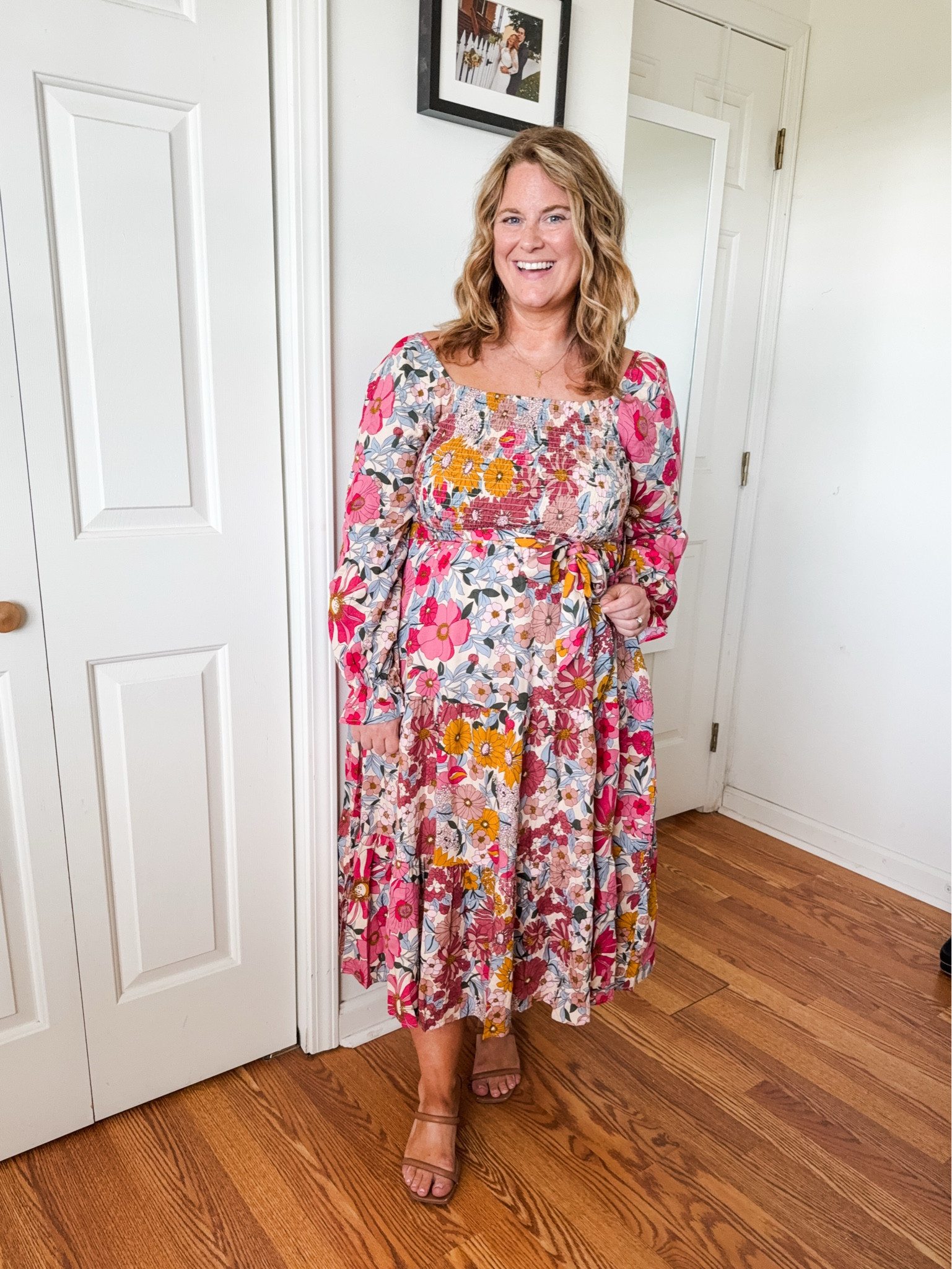 Wearing a large in my dress! Would be perfect for Fall family photos or a wedding guest dress!

#LTKMidsize #LTKWedding #LTKSeasonal