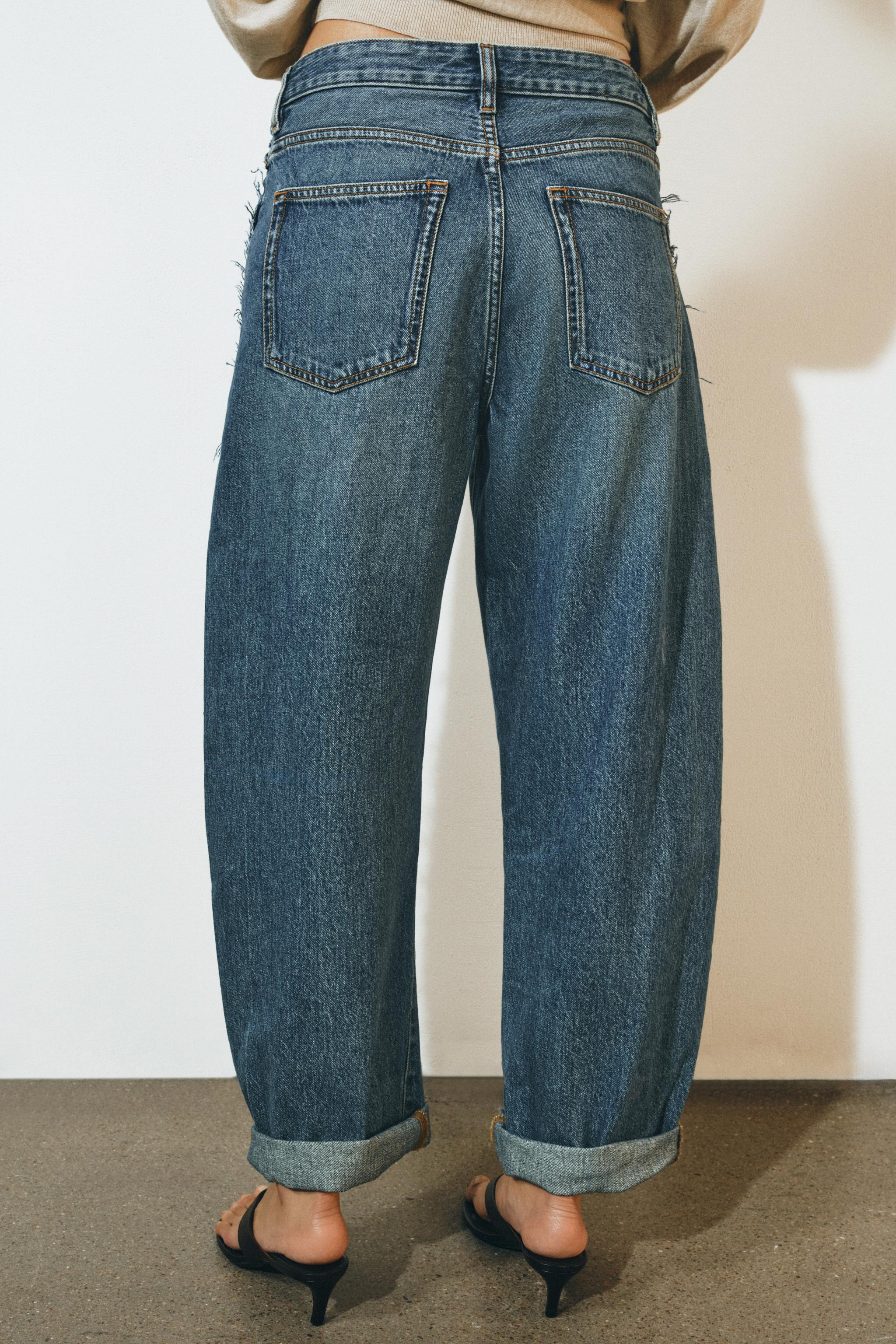 ZW COLLECTION MID-WAIST CUFFED BALLOON JEANS | Zara UK
