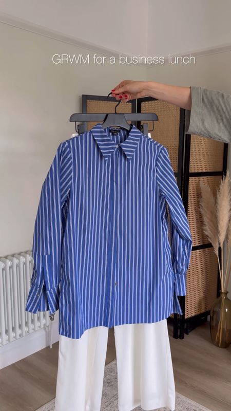 Day 20 of my 30 outfits in 30’days challenge 

GRWM for business lunch. Wearing a size 10 in the Karen Millen blue and white striped shirt and a size 8 in the white wide leg trousers, these run big. I would recommend sizing down 

I’m 5ft 6 for an idea of the length

#LTKspring #LTKworkwear #LTKuk