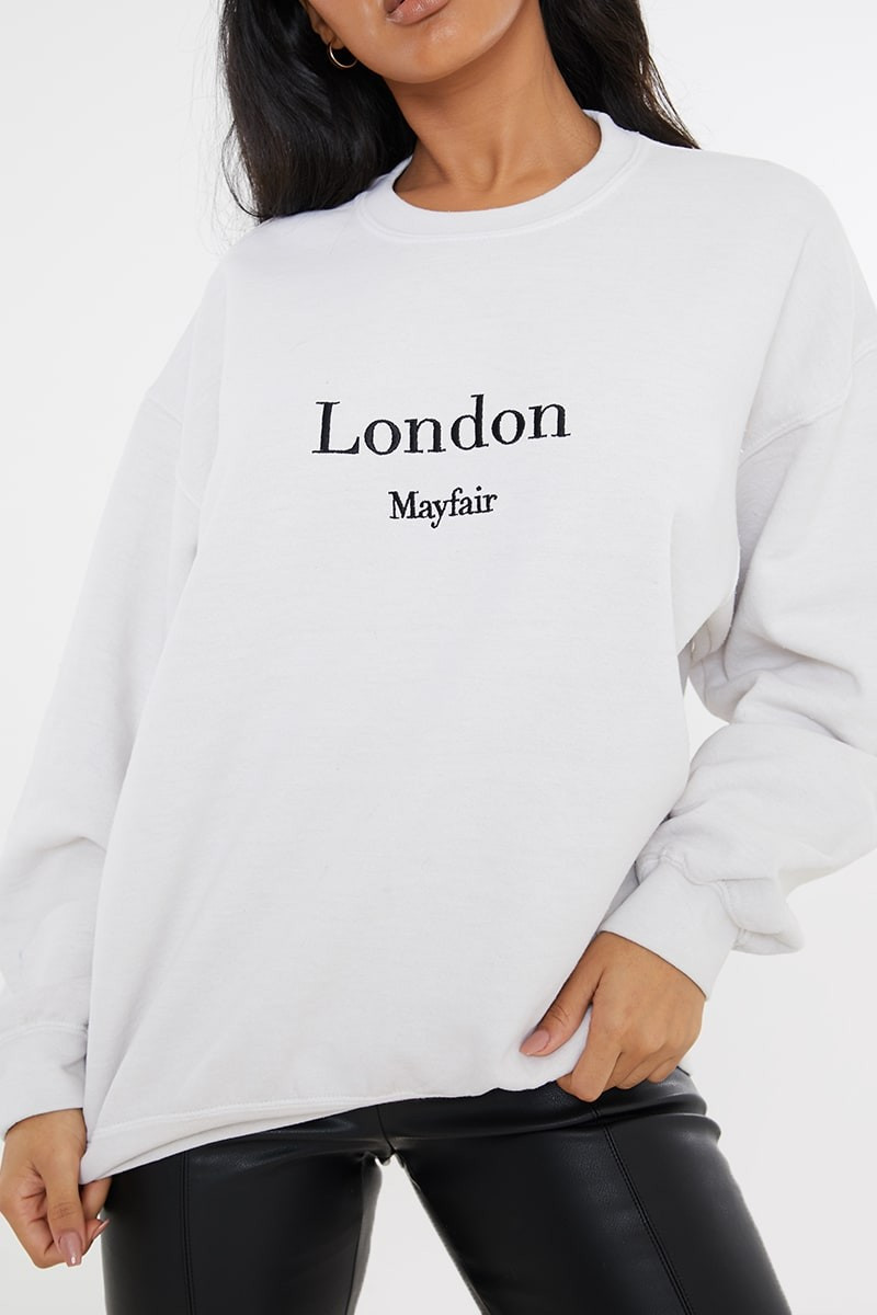 LORNA LUXE ECRU 'LONDON' EMBROIDERED SWEATSHIRT | In The Style (UK)