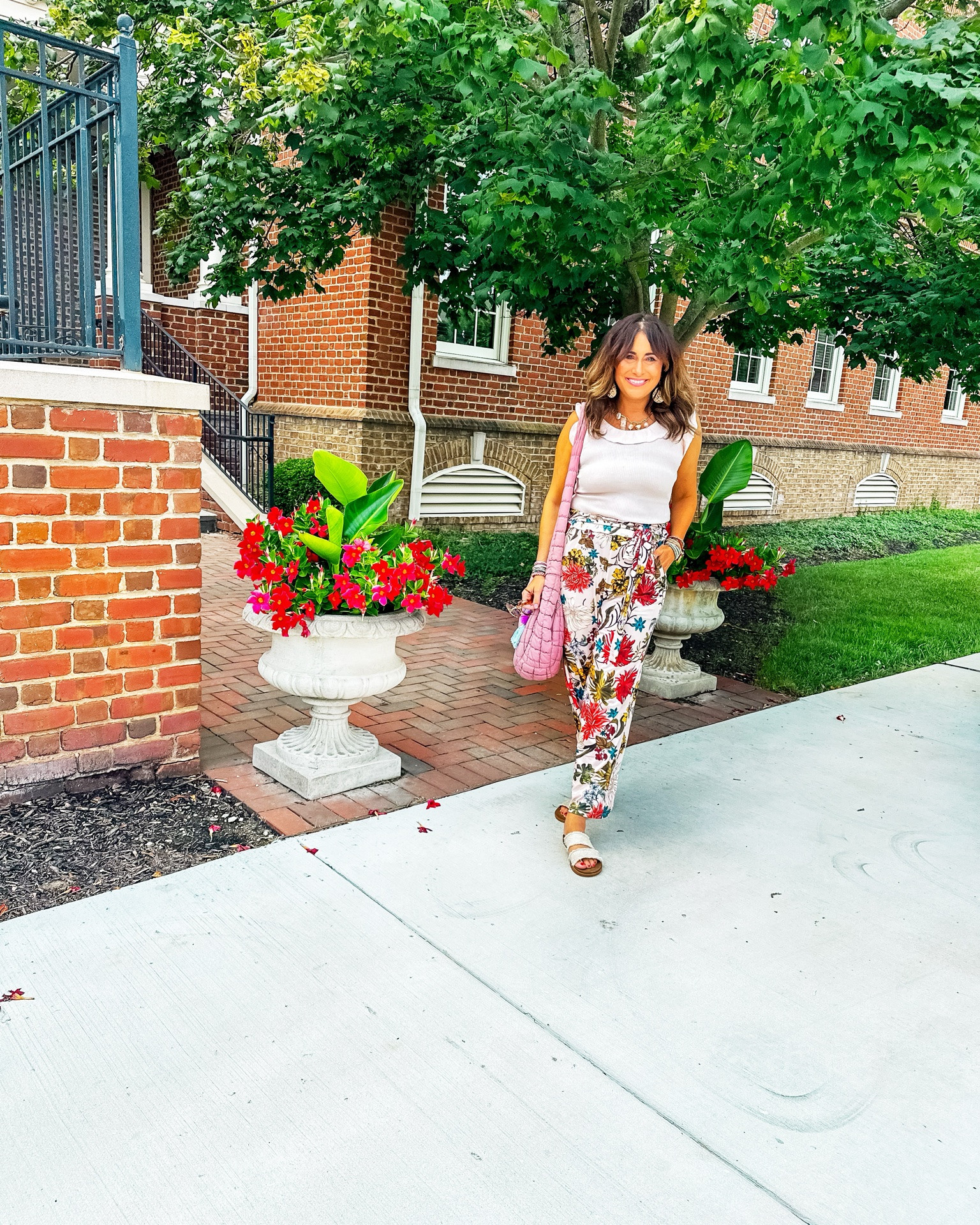 Wide leg palazzo pants love this tropical print! Comes in other fun ones as well!
Linked below and on sale!!

Tropical vibes// vaction pants //summer evening look

#LTKOver40 #LTKootd #LTKSeasonal