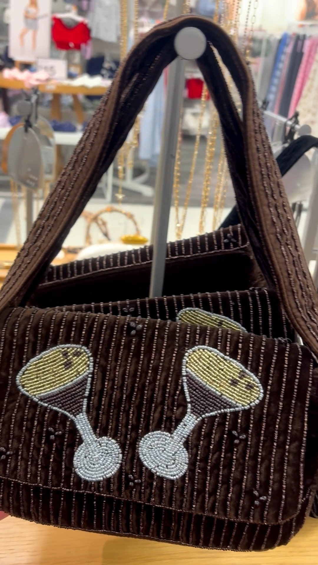 Cutest holiday bag! Would also make for a cute holiday gift! 

#LTKSeasonal #LTKGiftGuide #LTKHoliday