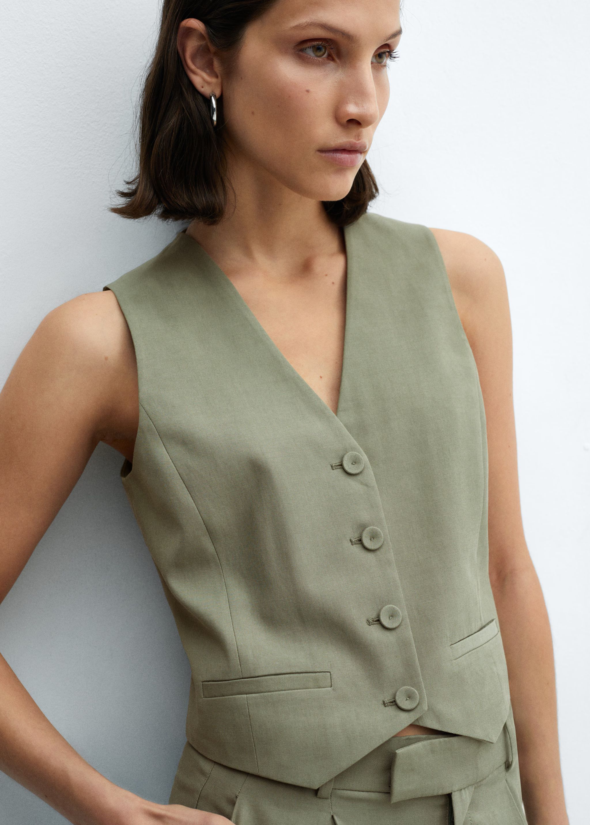 Suit vest with buttons | MANGO (US)