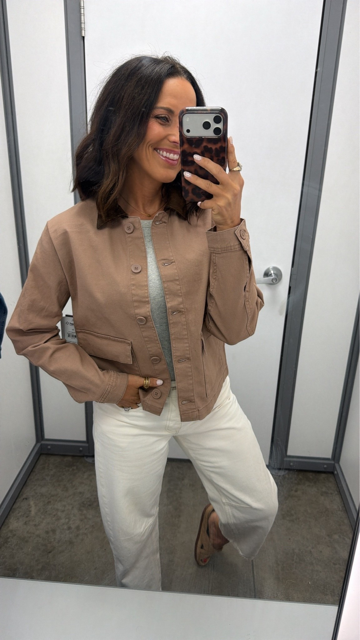 This jacket is SO good 🤎 the corduroy collar and structured fit make it look way more expensive than it is. Wearing a small!

#WalmartFashion #WalmartFinds #AffordableFashion #WalmartStyle #LTKFinds