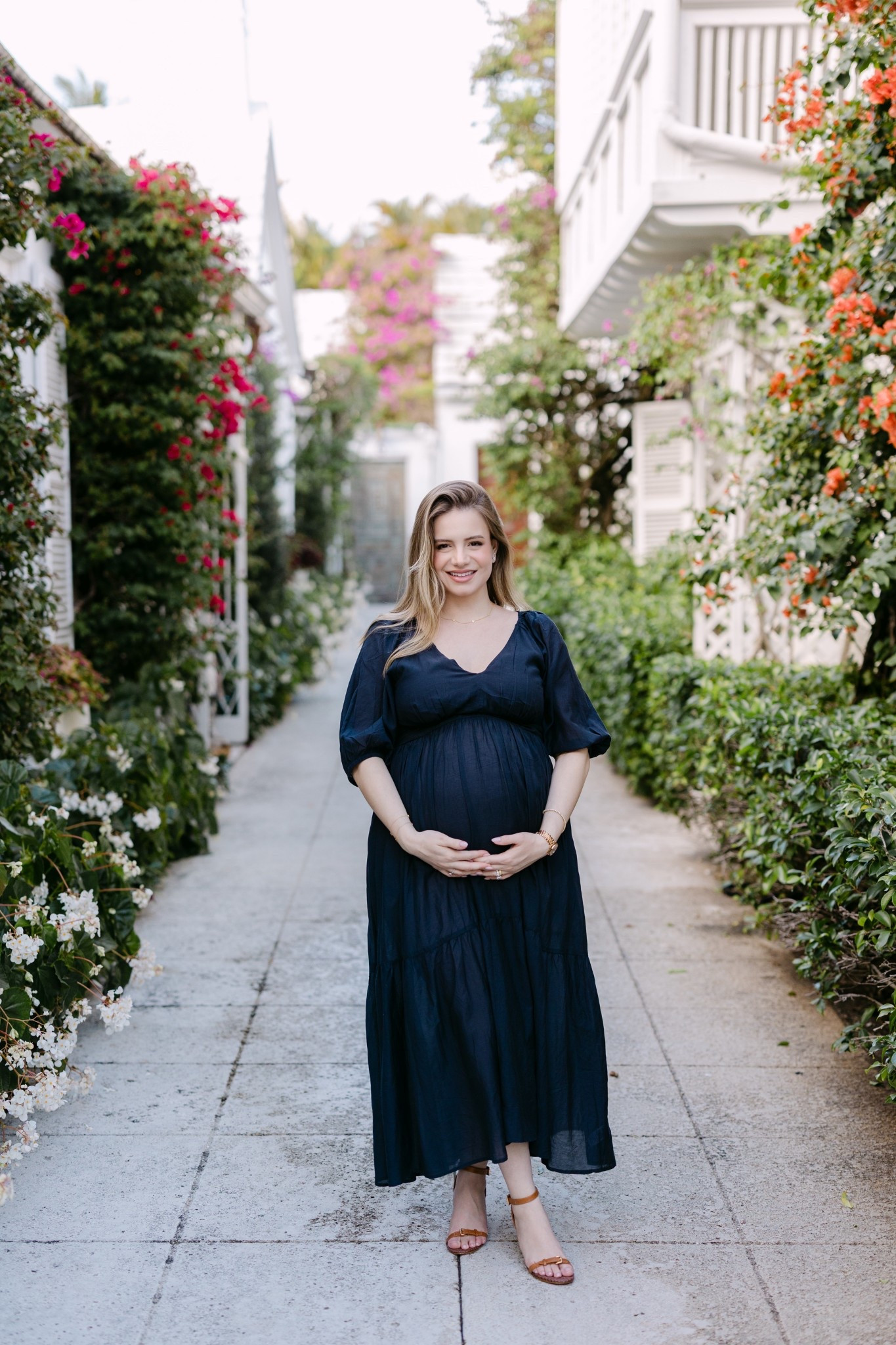 Maternity photos outfitts

#LTKootd #LTKmomlife #LTKBump