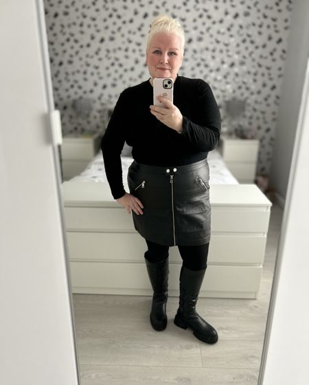 All Black Outfit 🖤

Black Leather Skirt 
Black Knee High Boots
Chunky Knee Length Boots 
Quilted Coat
Sale Bargains 

#LTKplussize #LTKeurope #LTKstyletip