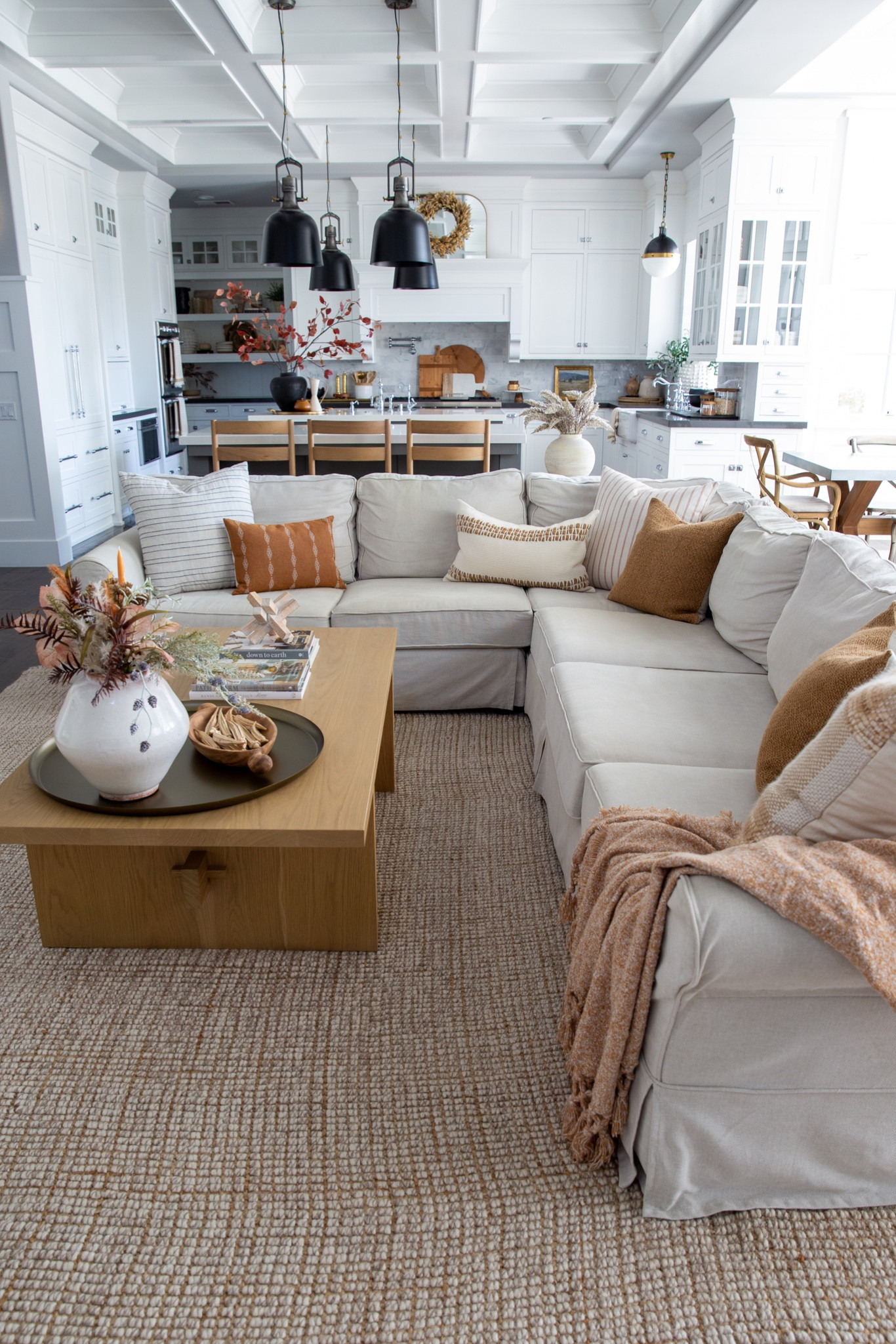 Loving these pillows and throws for fall! 🍁🧡👏🏻

#LTKhome #LTKstyletip #LTKSeasonal